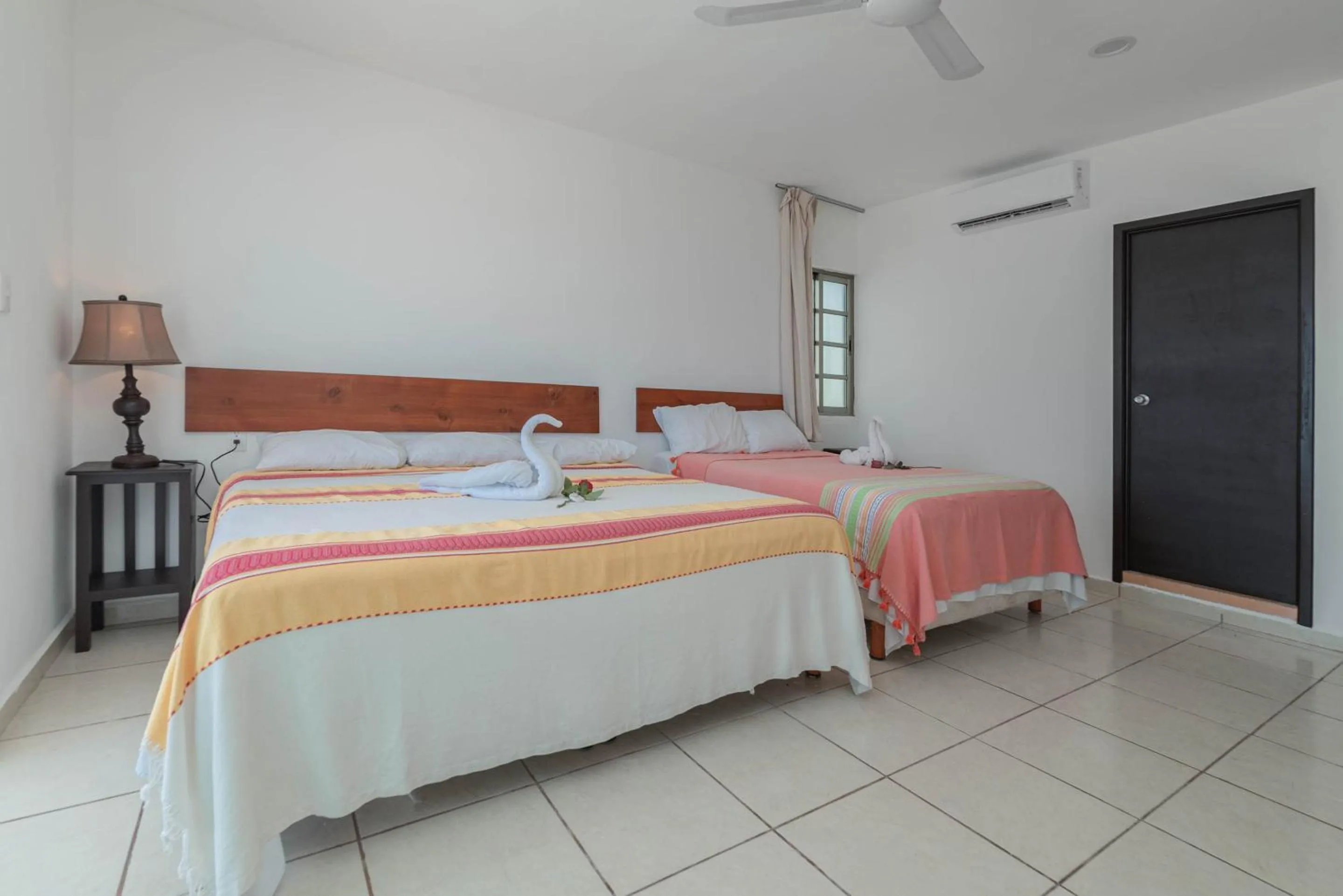 Bed in Hotel La Trigueña