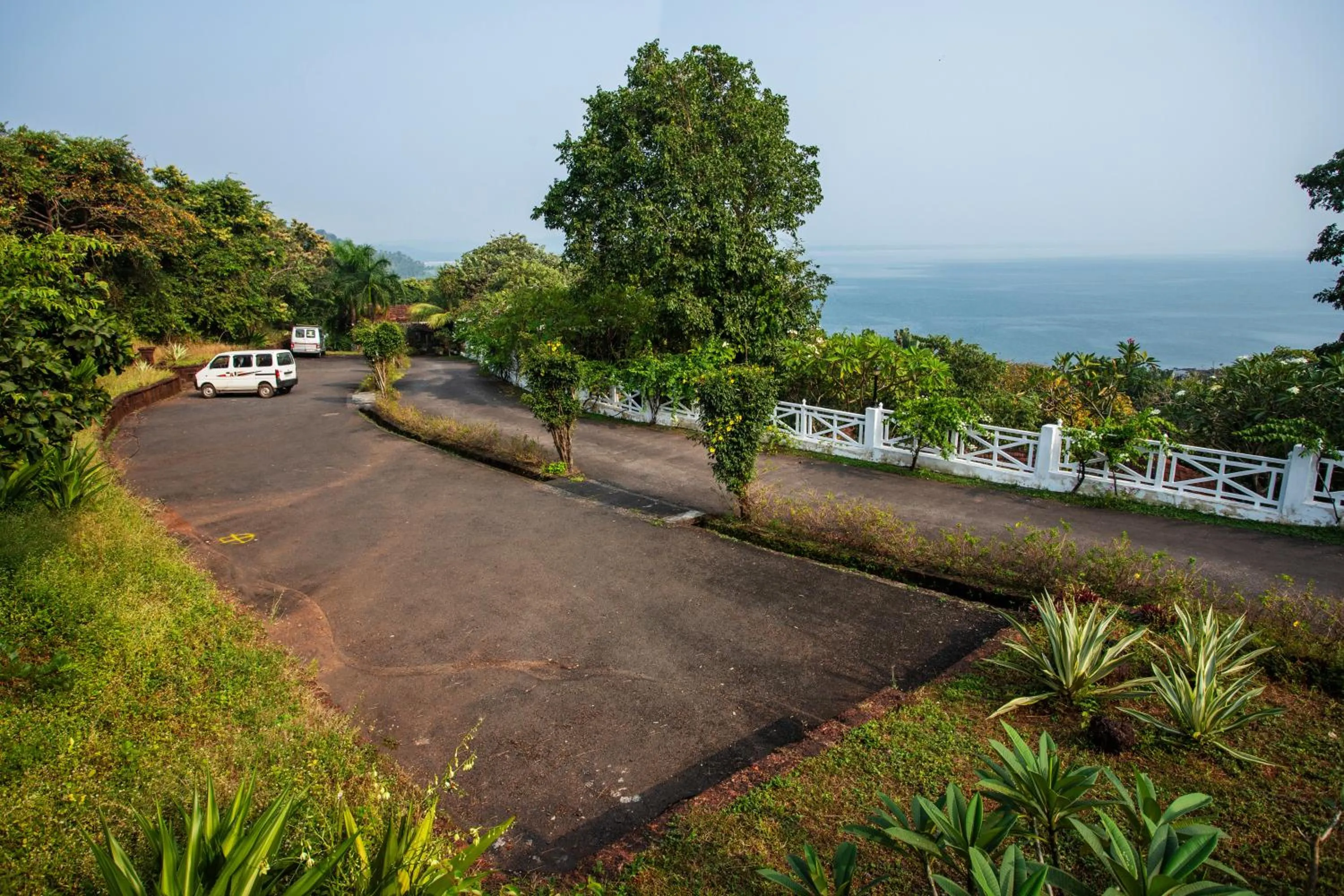 Parking in Stone Water Eco Resort
