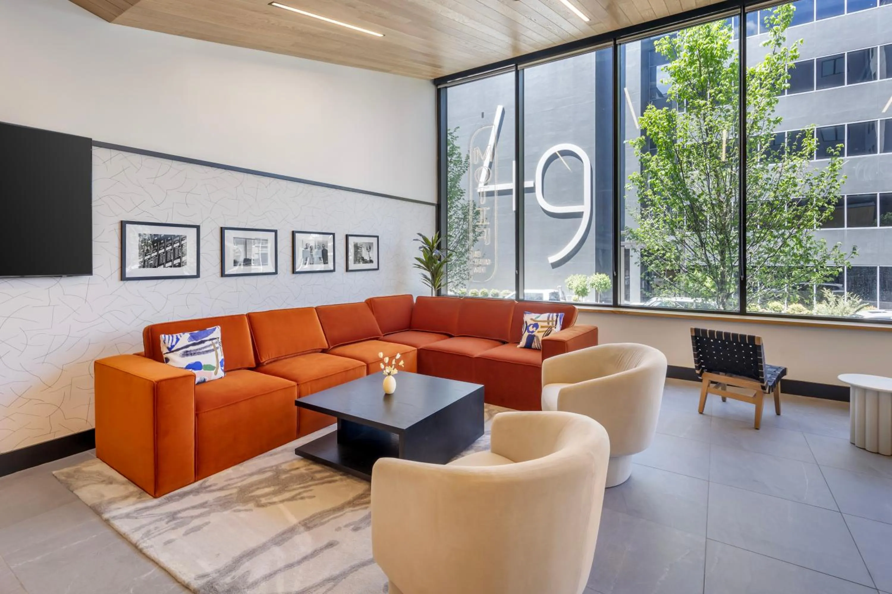 Lobby or reception in Motif Nashville's Hotel on Music Row