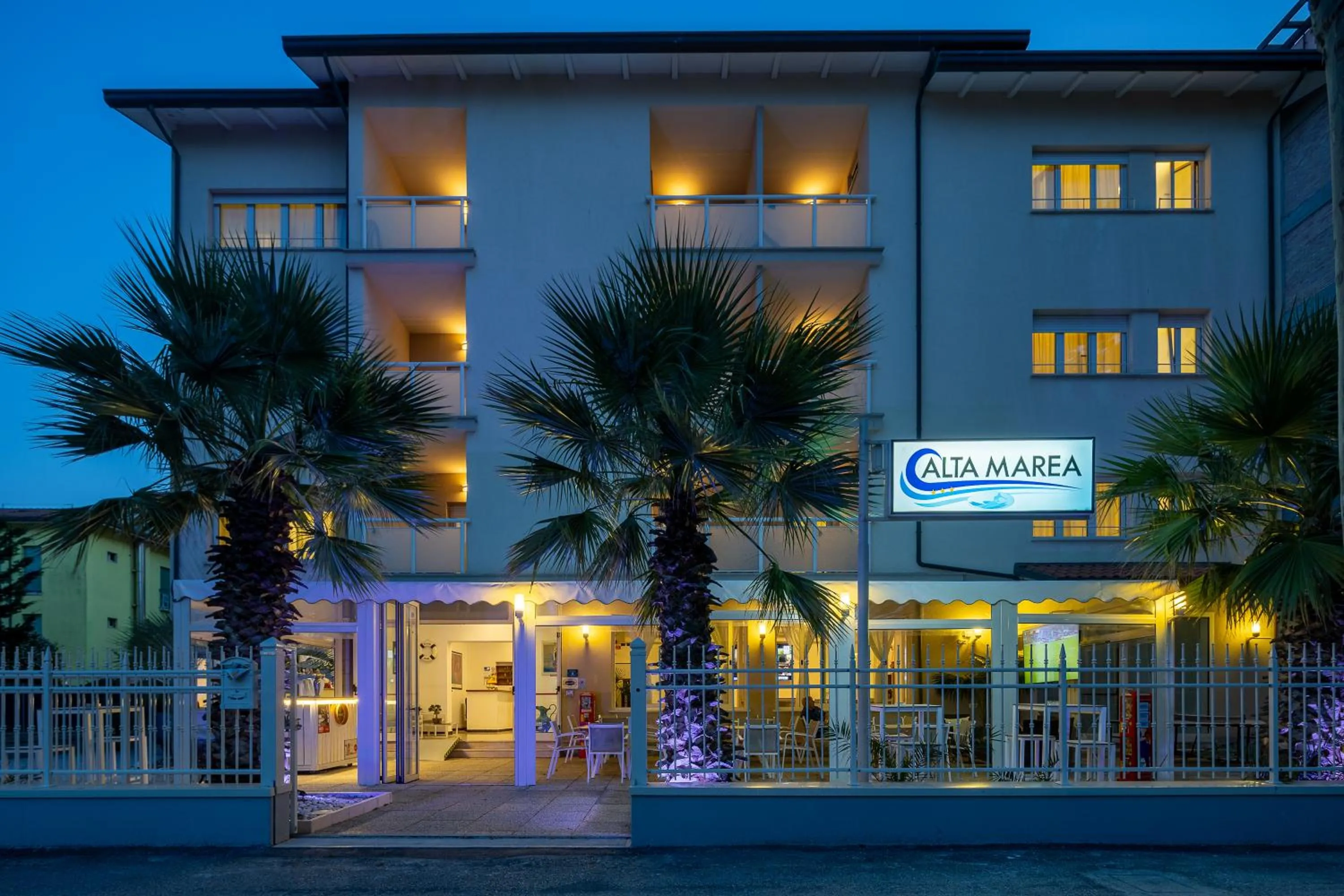 Property building in Hotel Altamarea Cesenatico