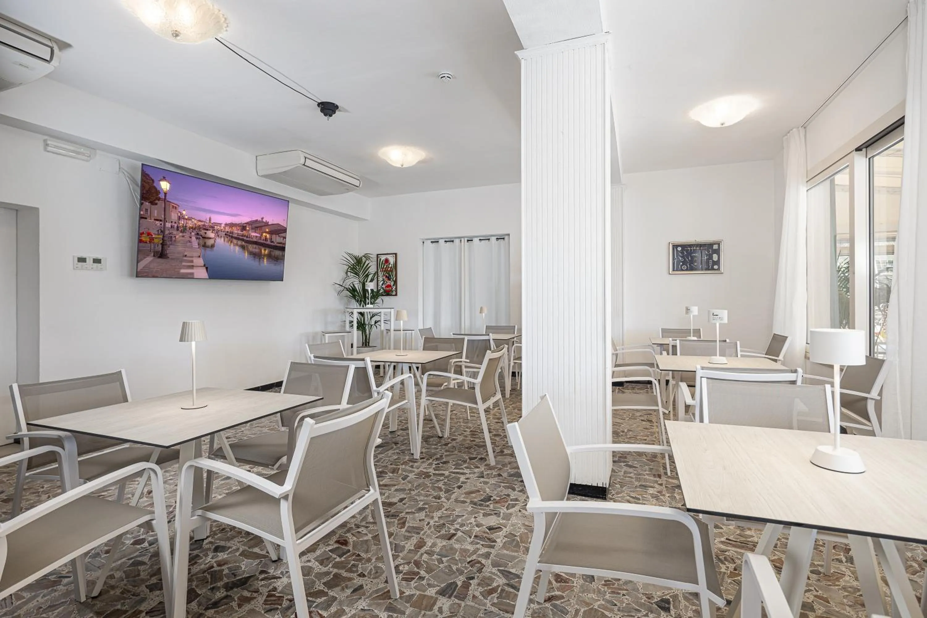 Meeting/conference room in Hotel Altamarea Cesenatico