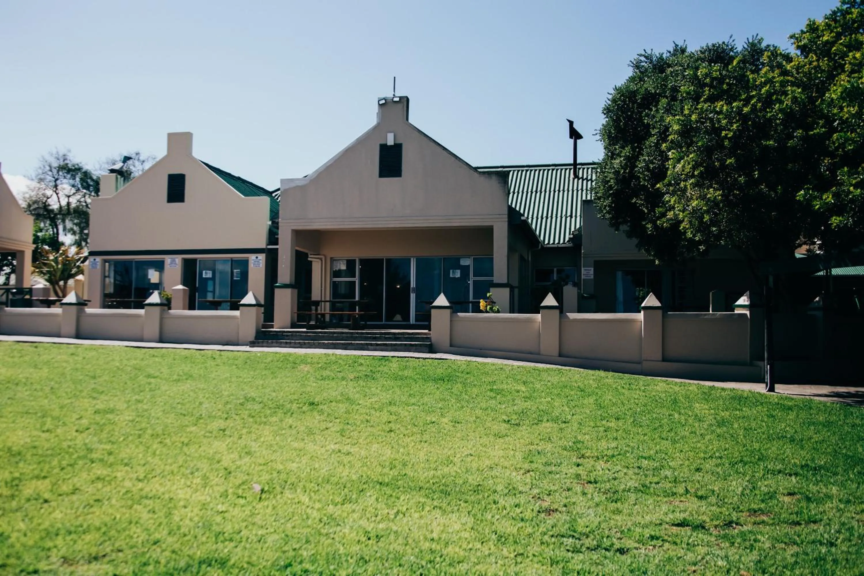 Facade/entrance in Laaiplek Hotel