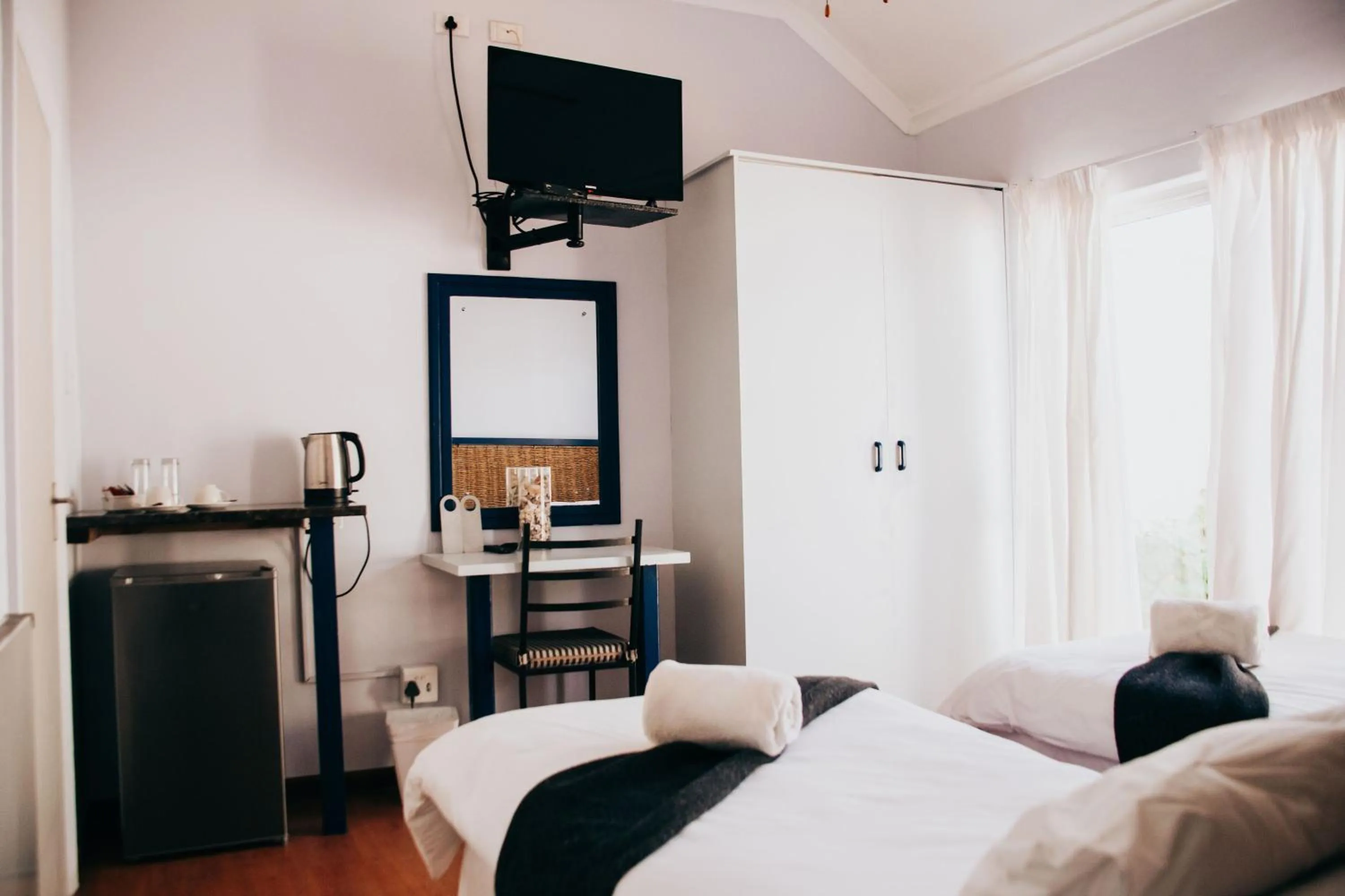 TV and multimedia, Bed in Laaiplek Hotel