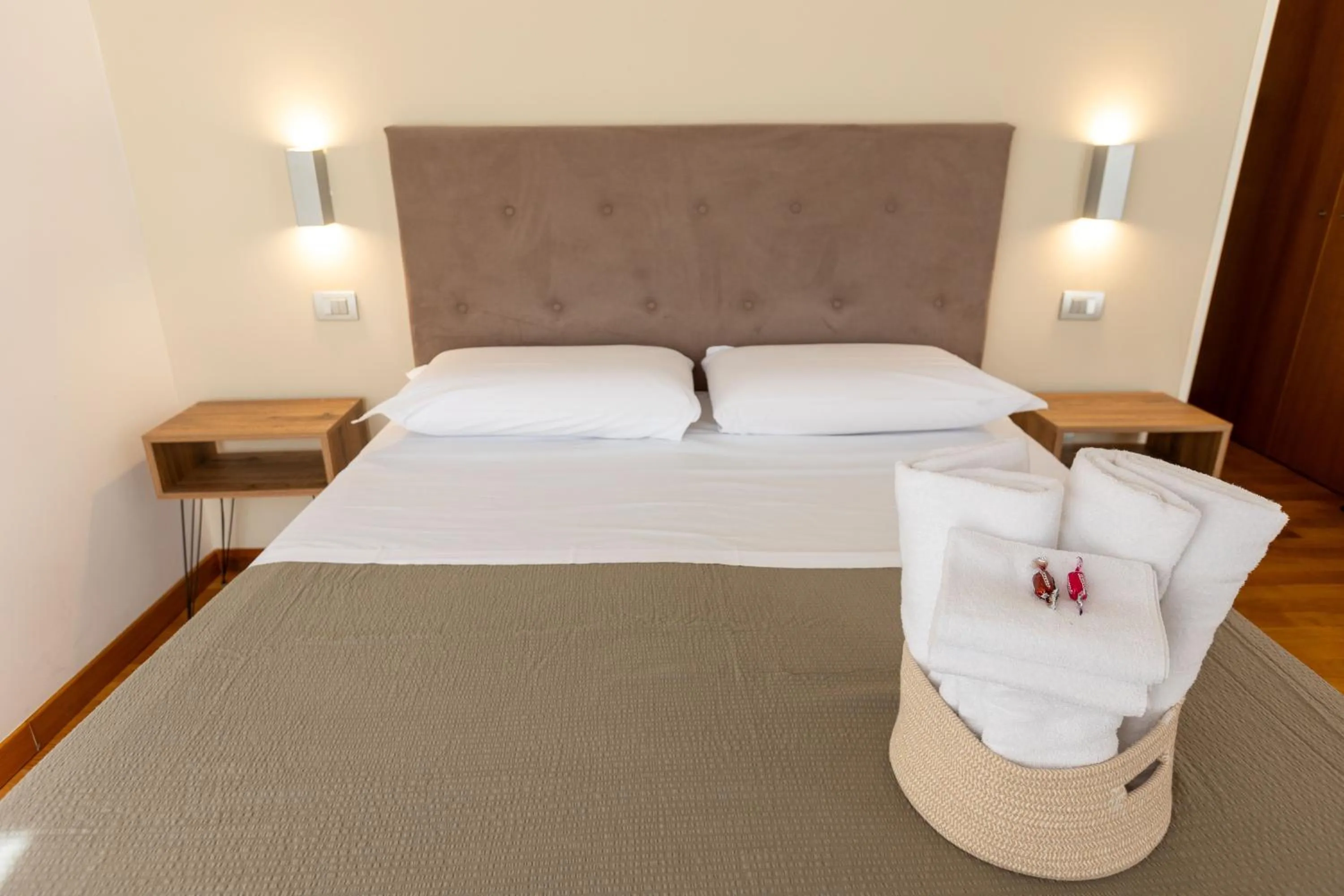 Bedroom, Bed in Lungomare Suite & Spa