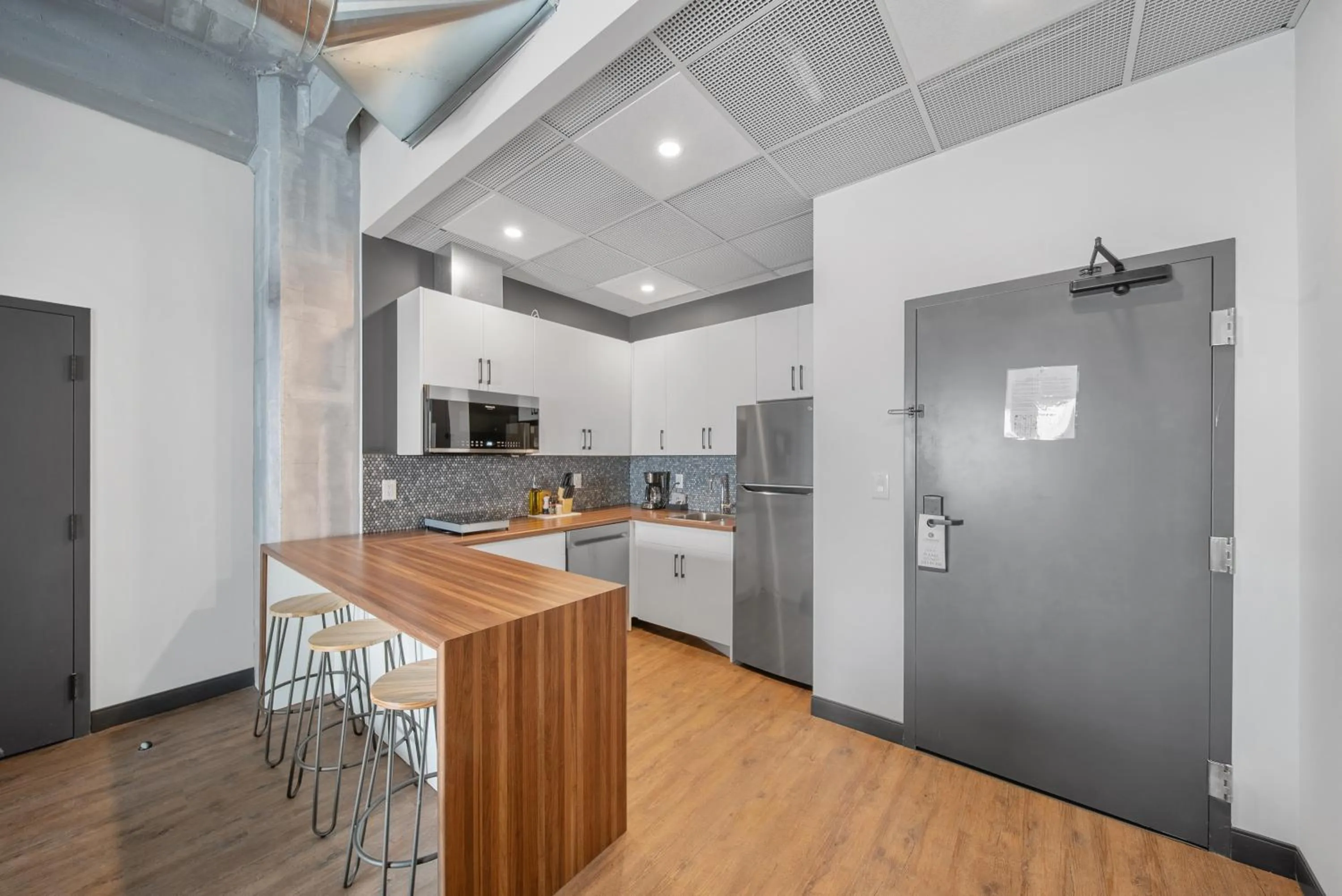 kitchen in Cannery Lofts Niagara