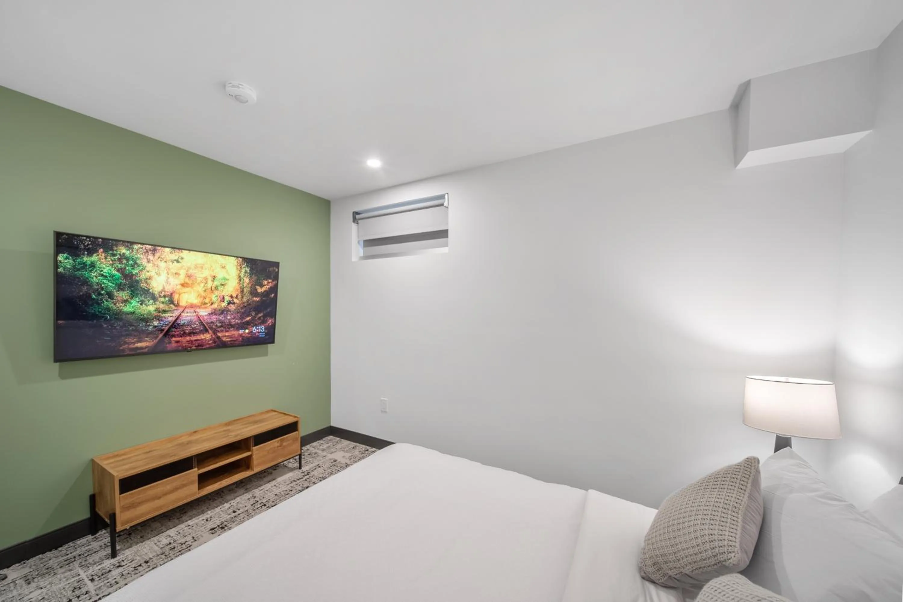 Bedroom, Bed in Cannery Lofts Niagara