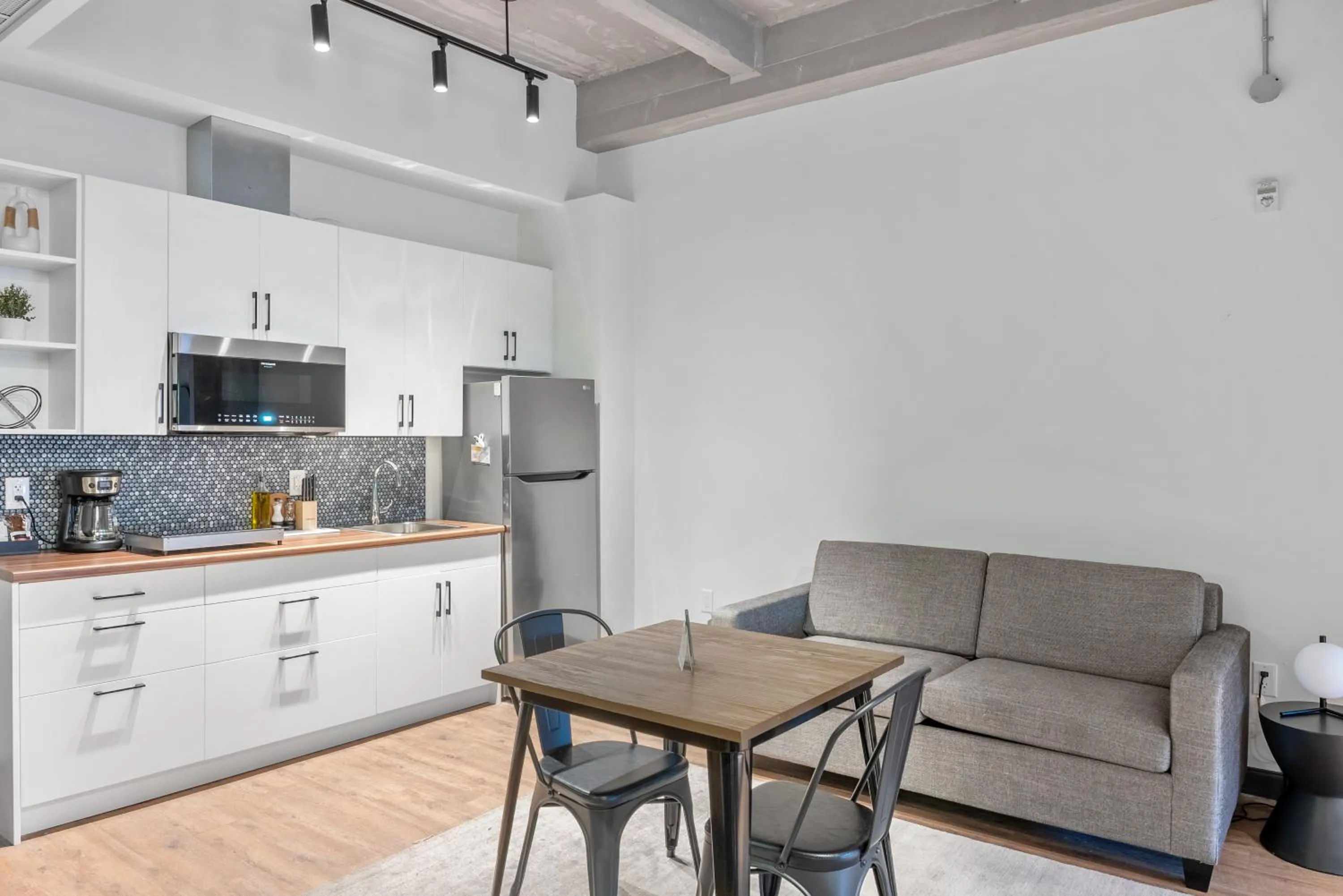 kitchen in Cannery Lofts Niagara