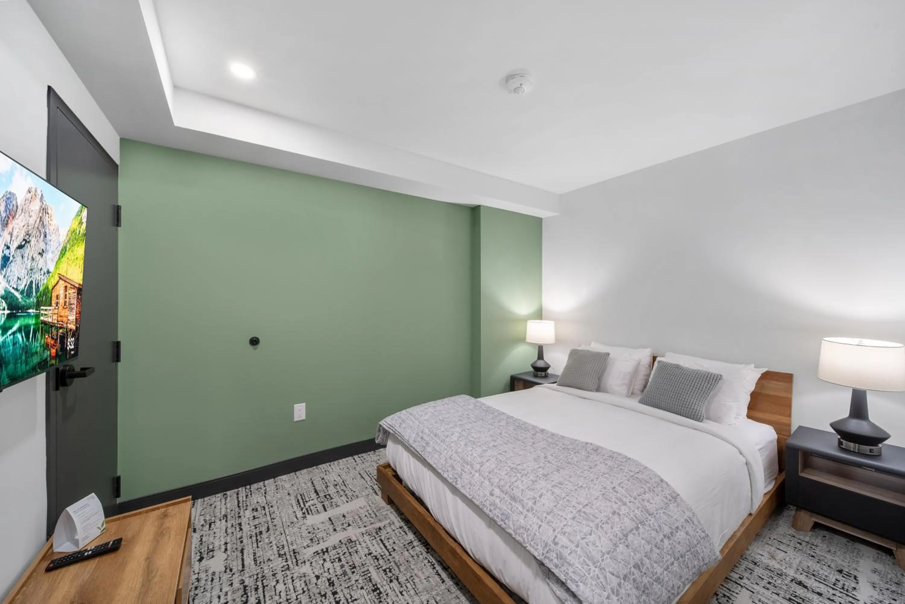 Bedroom, Bed in Cannery Lofts Niagara