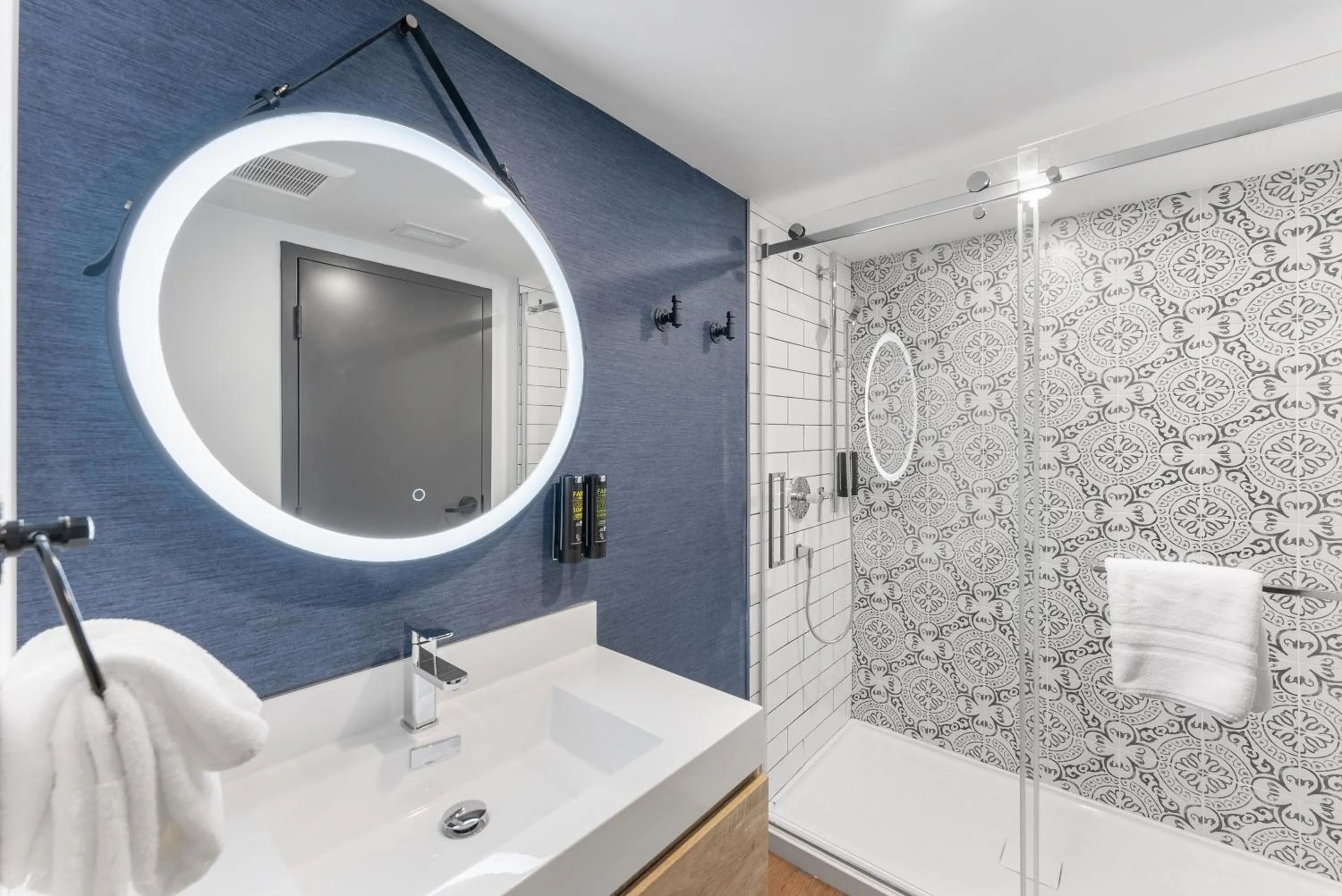 Bathroom in Cannery Lofts Niagara