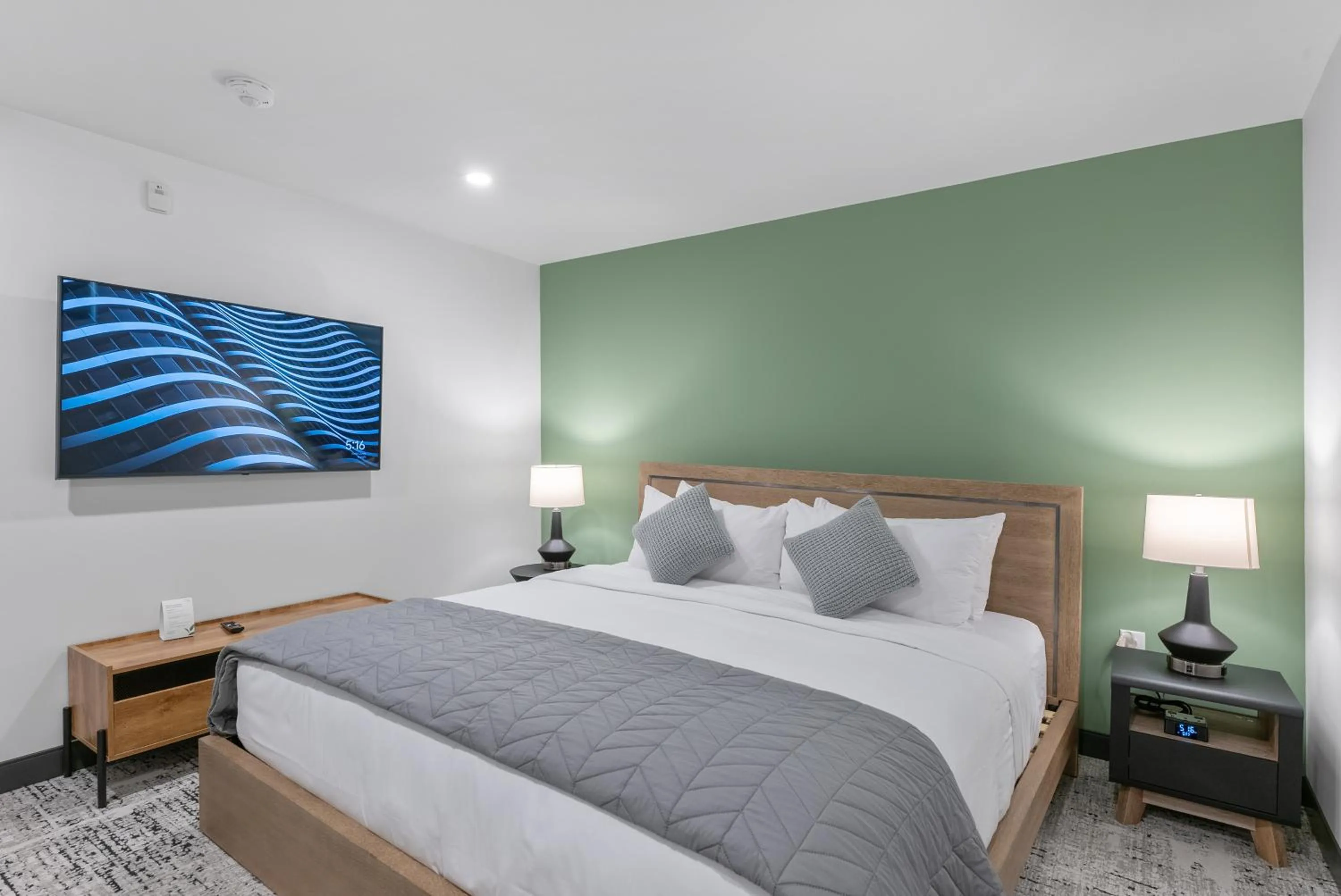 Bedroom, Bed in Cannery Lofts Niagara