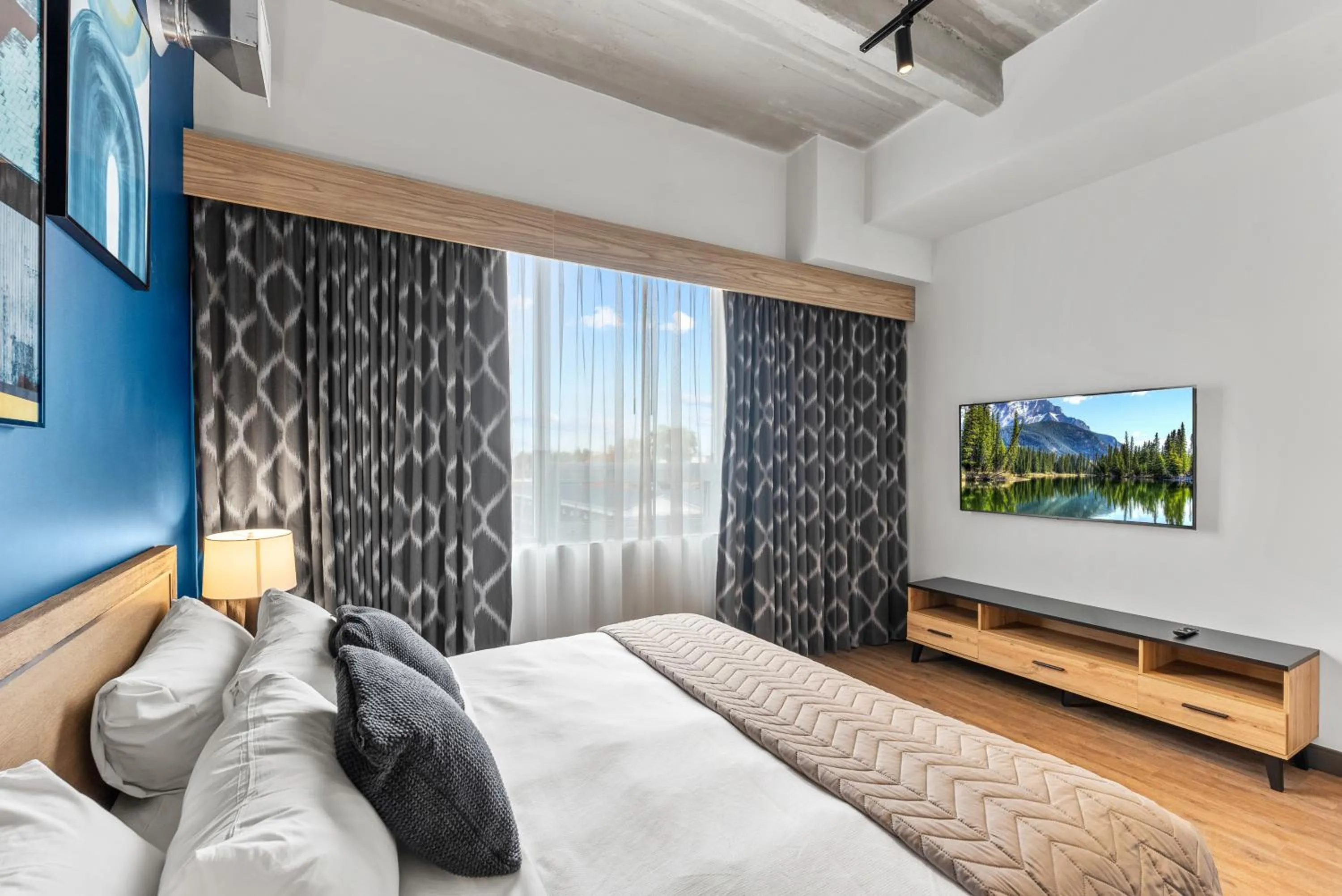 Bedroom, Bed in Cannery Lofts Niagara