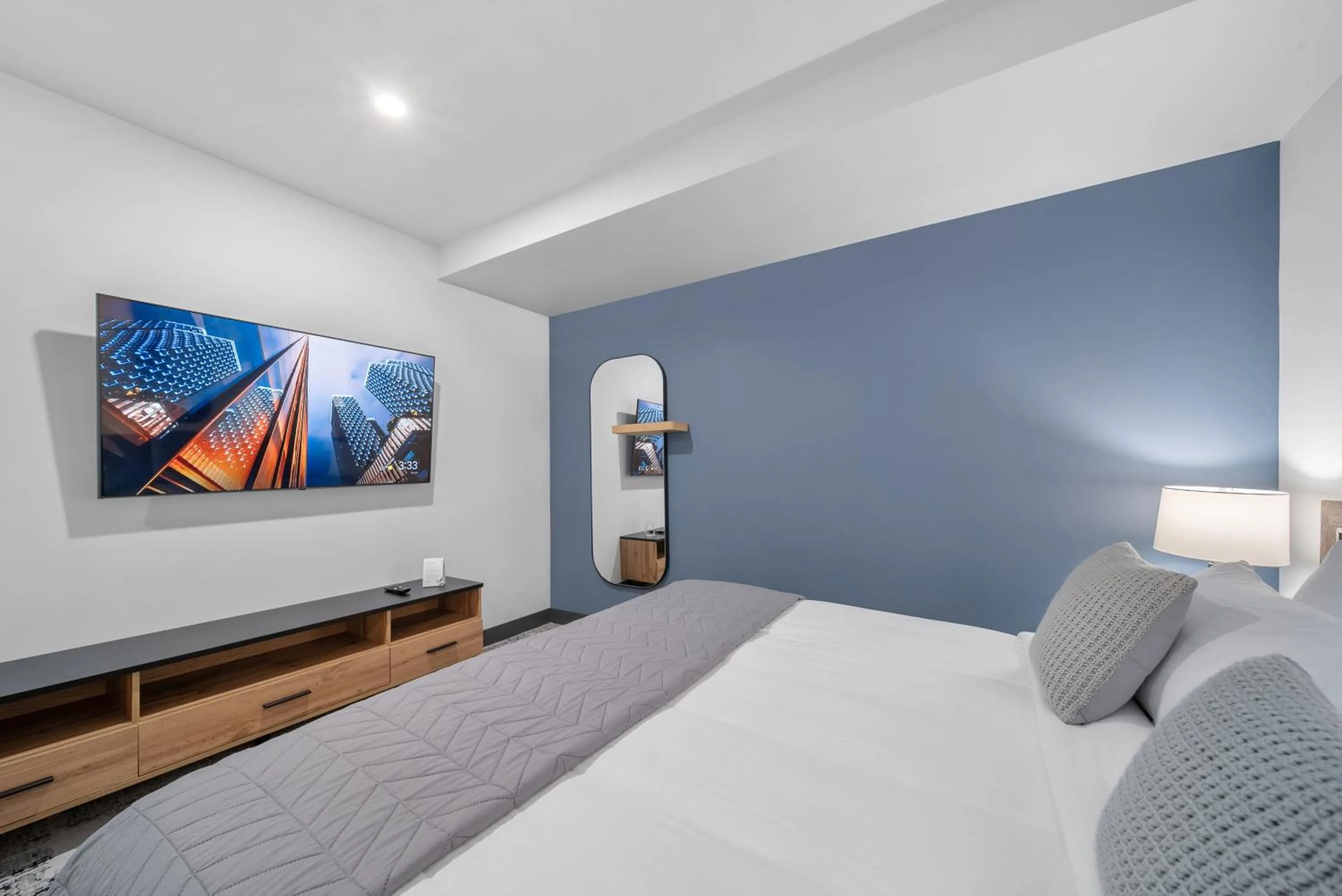 Bedroom, Bed in Cannery Lofts Niagara