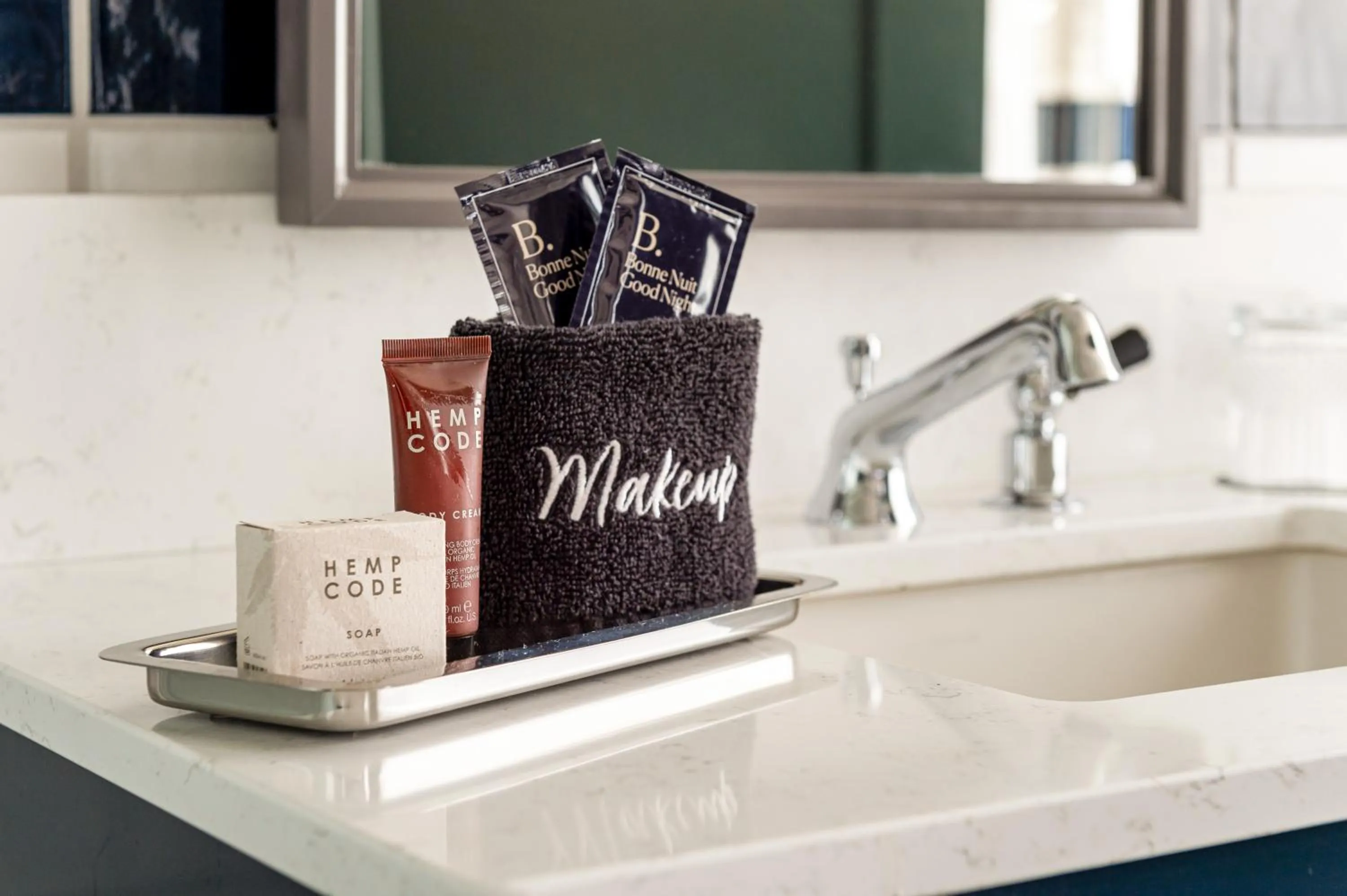 Bathroom in The Flat Iron Hotel