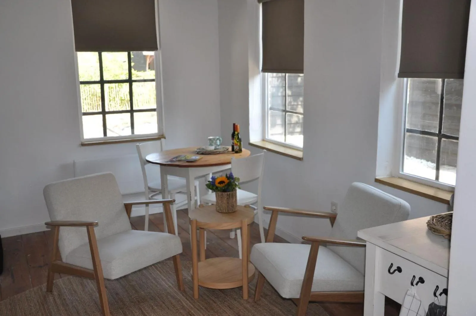 Living room, Dining Area in Bed & Breakfast de Hoefstal