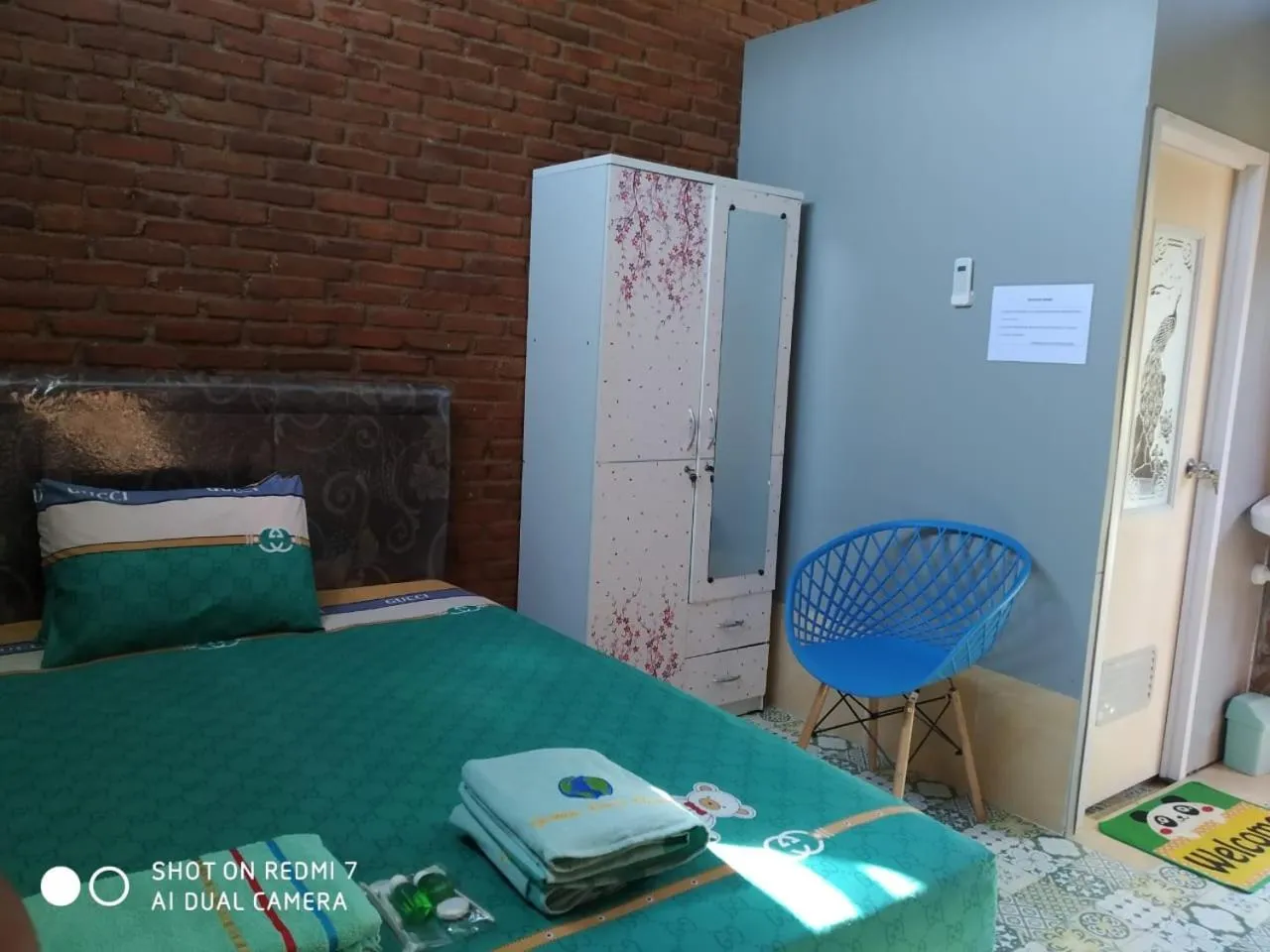 Bed in Georium Dunia