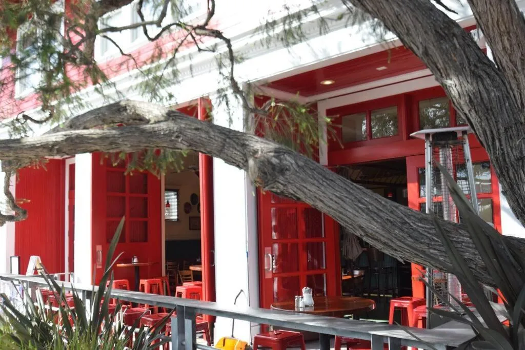 Restaurant/places to eat in Villa by the Ocean in Venice Beach