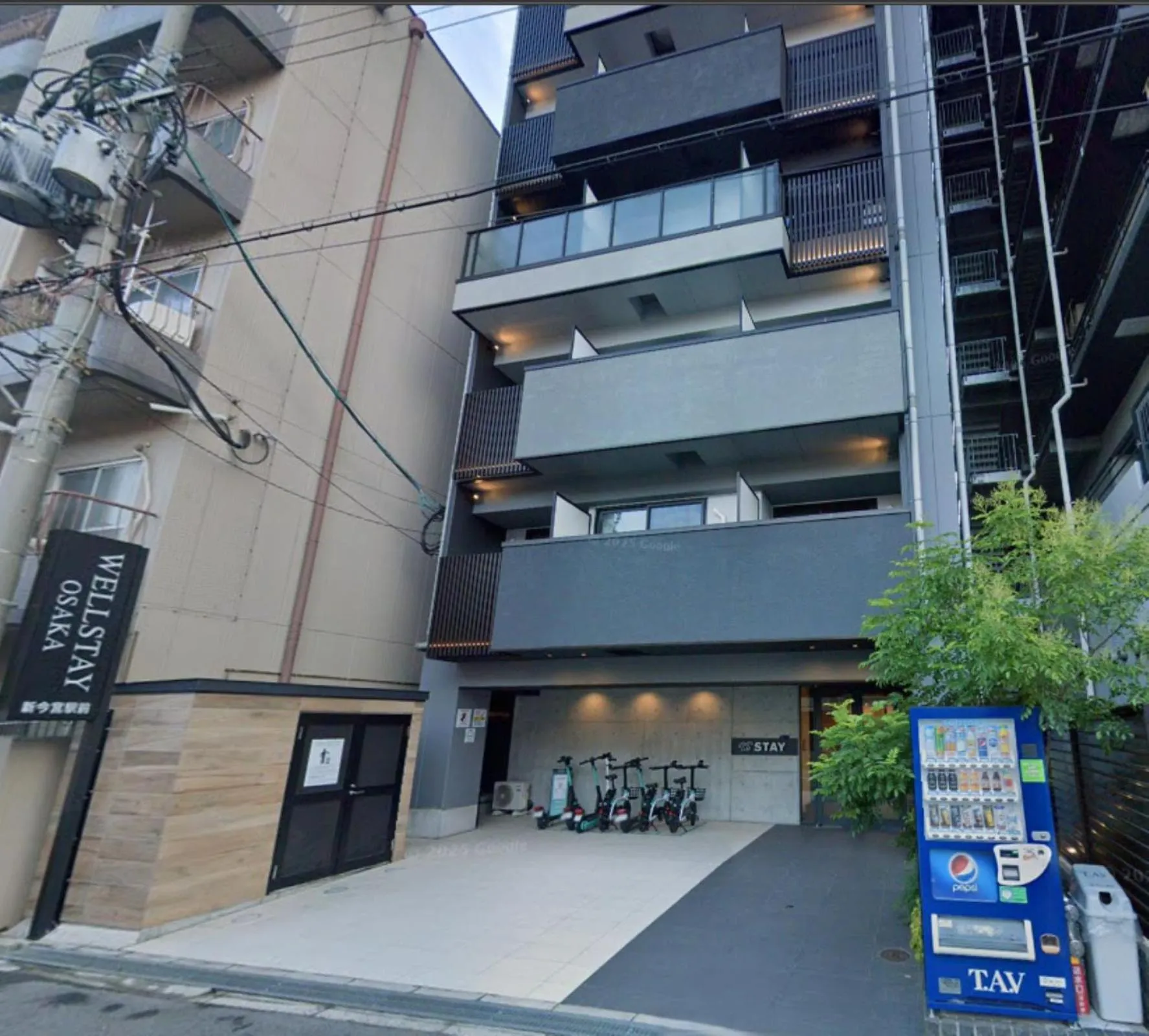 Property building in WELLSTAY Osaka Shinimamiya Station