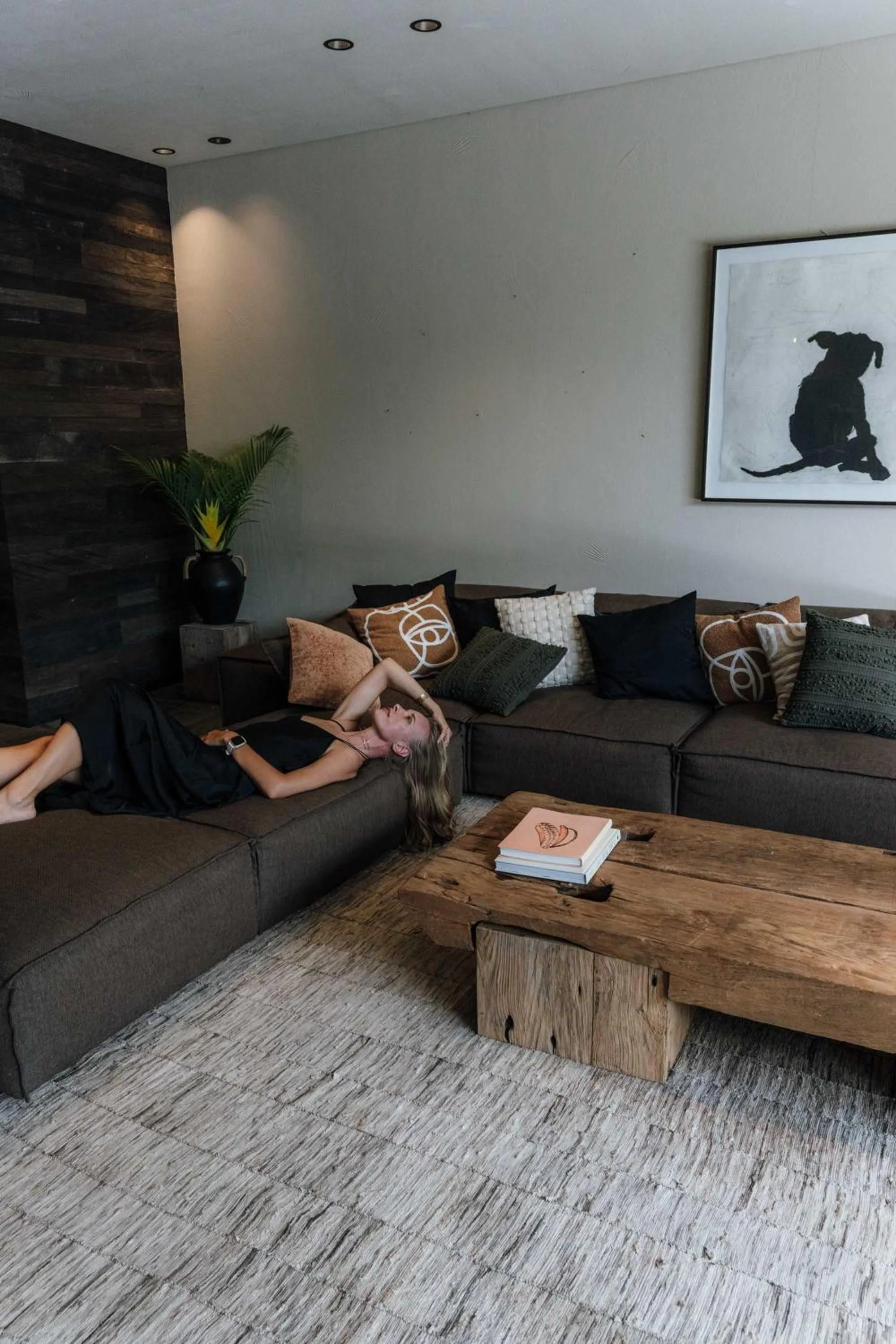 People in Black Villas Canggu Beach by OXO