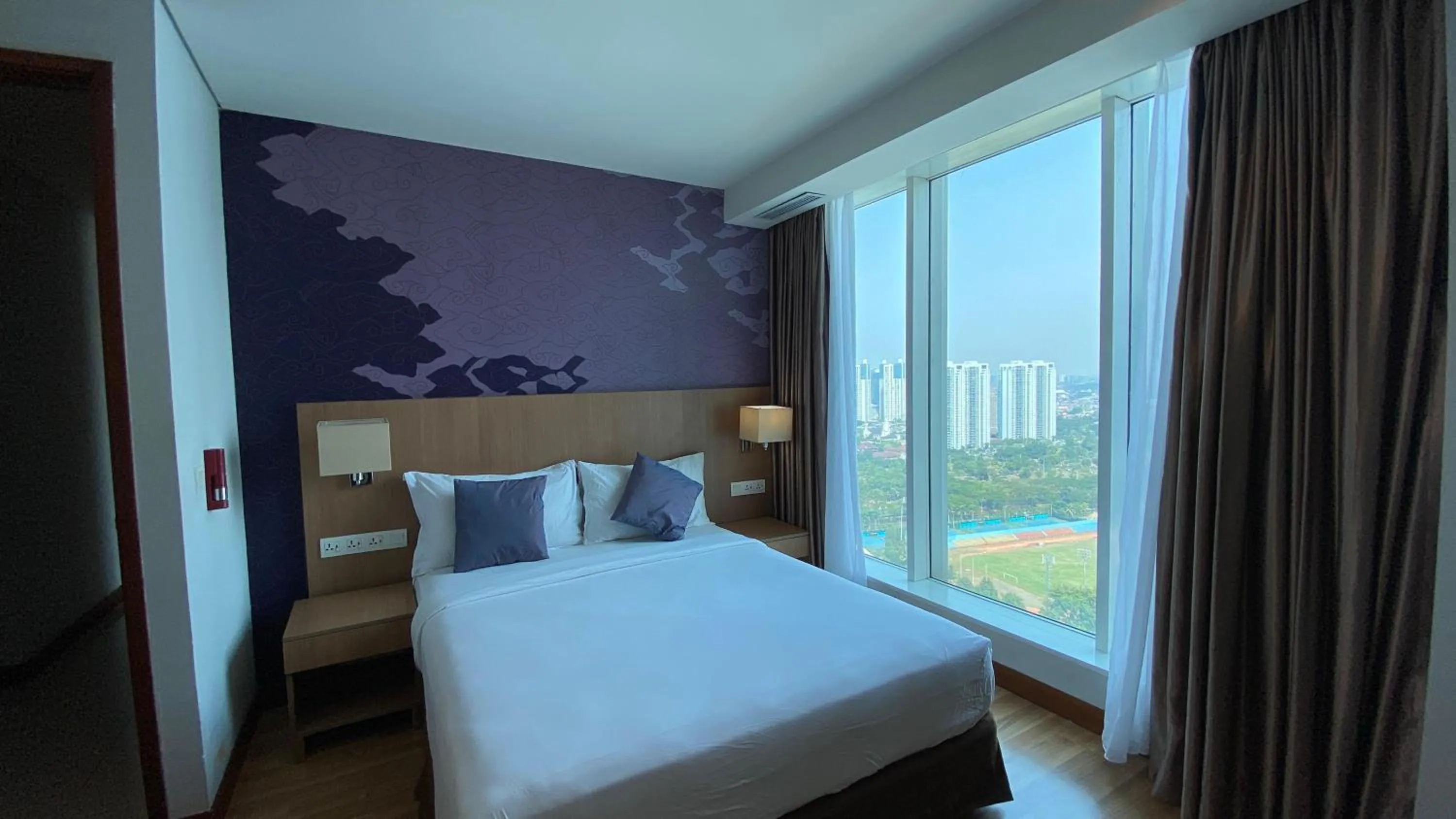 Bed in The H Tower Rasuna Suites Kuningan Jakarta By Villaloka