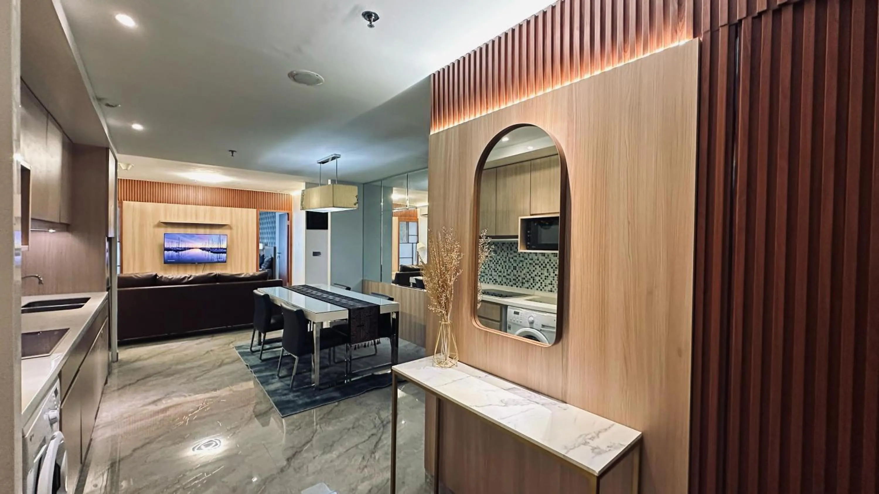 The H Tower Rasuna Suites Kuningan Jakarta By Villaloka