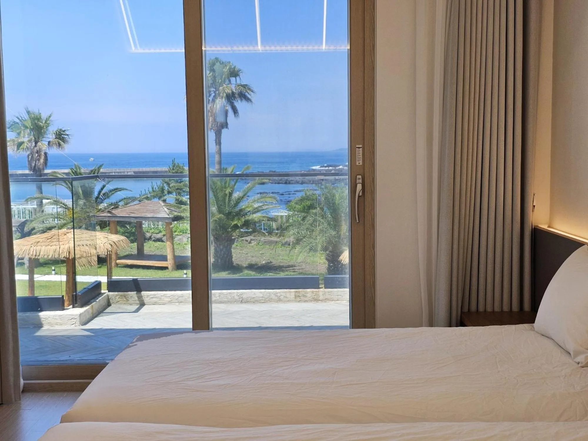 Bed in Jeju Badayeon Villa