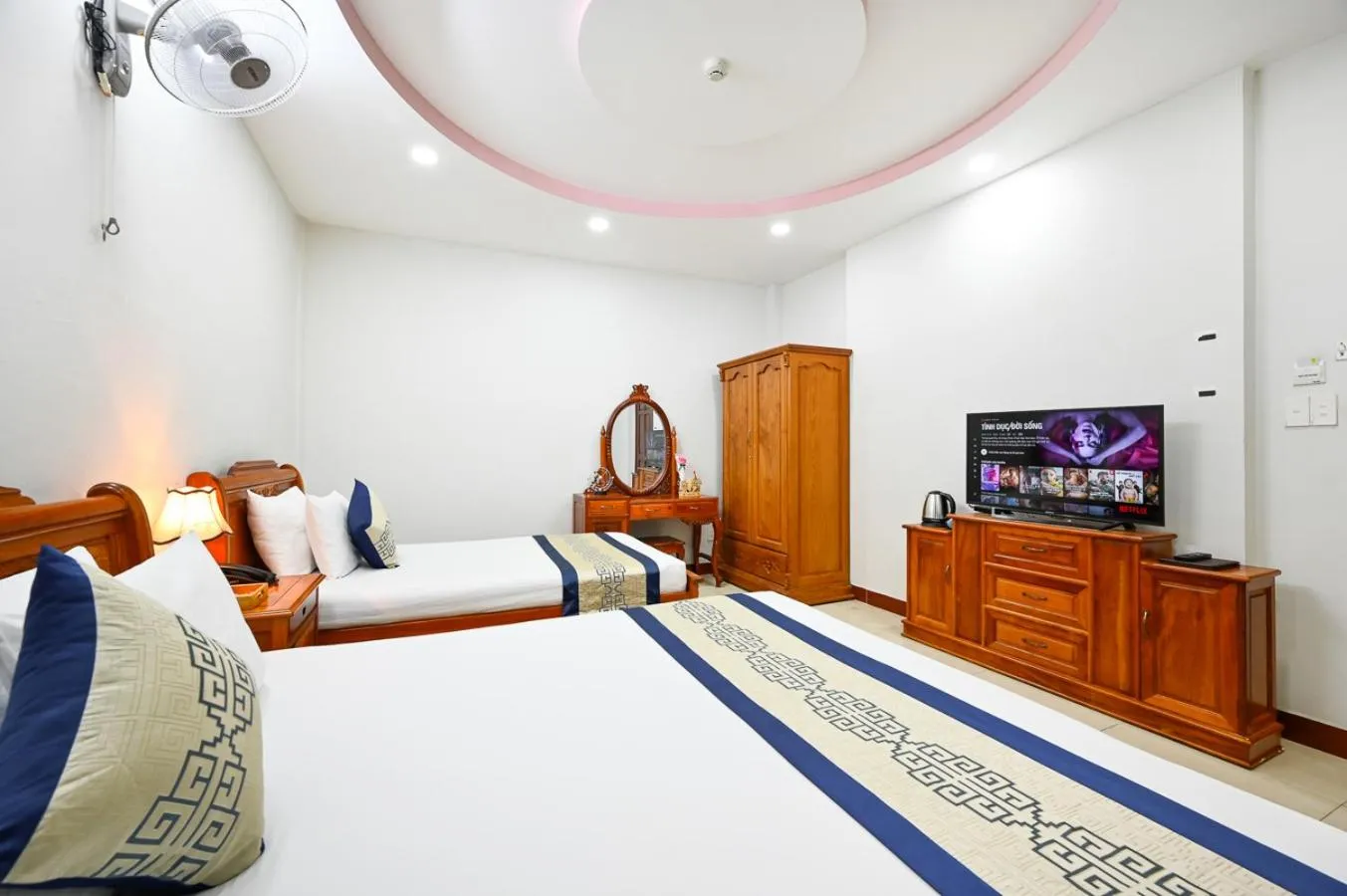 Bed in Sky Star Hotel