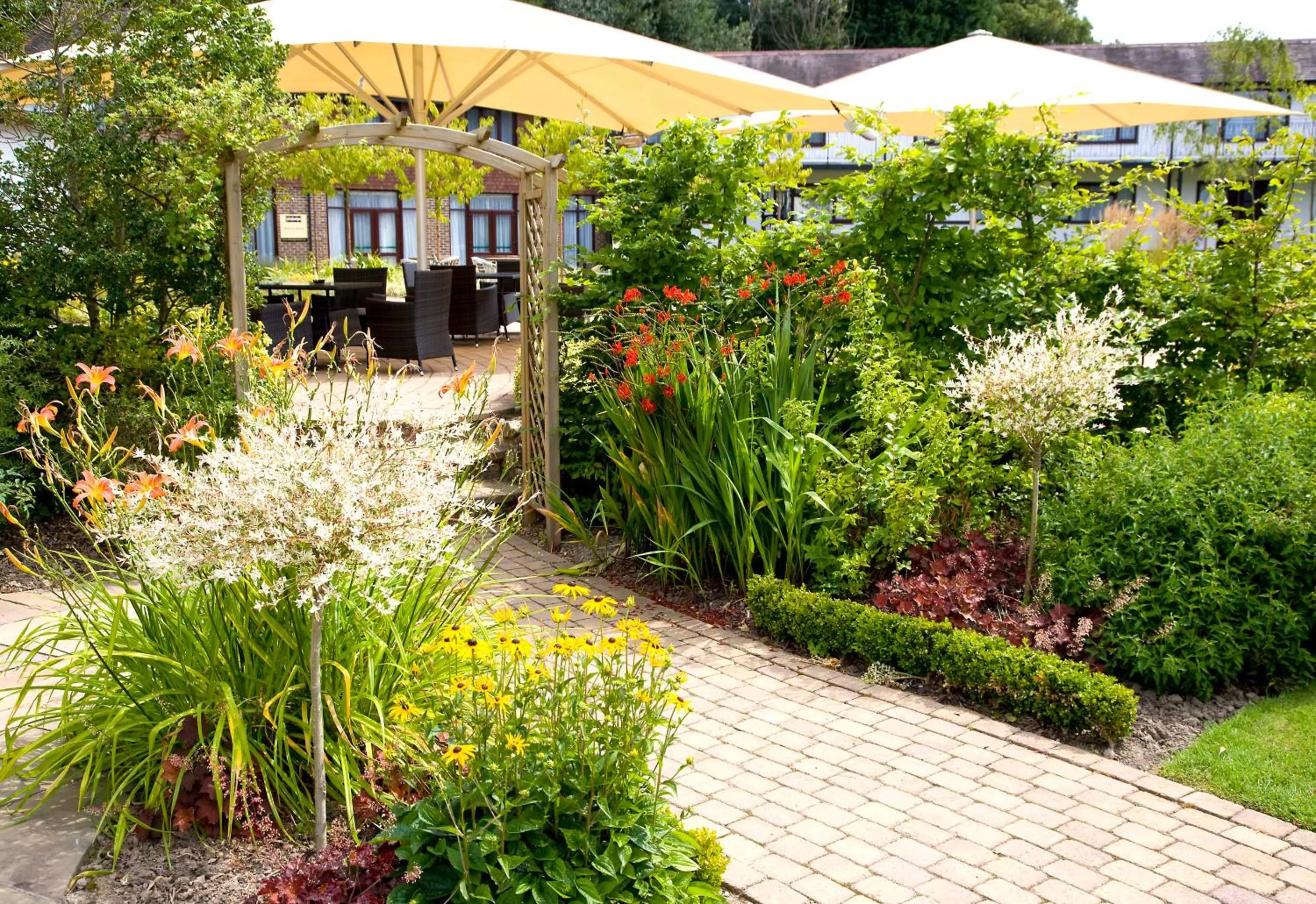 Garden view in Elite Venue Selection Felbridge - Gatwick