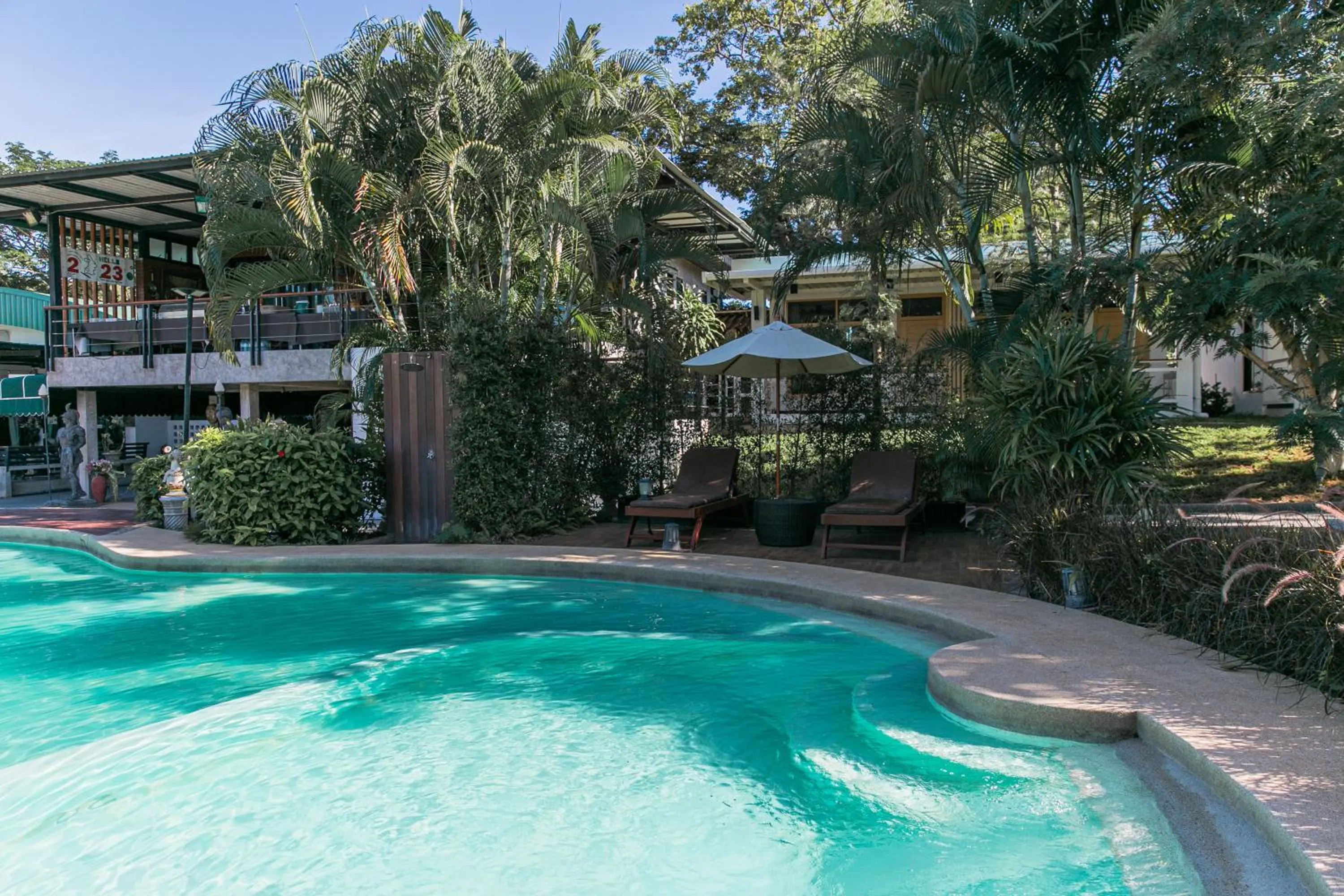 Swimming pool in Best Way Resort