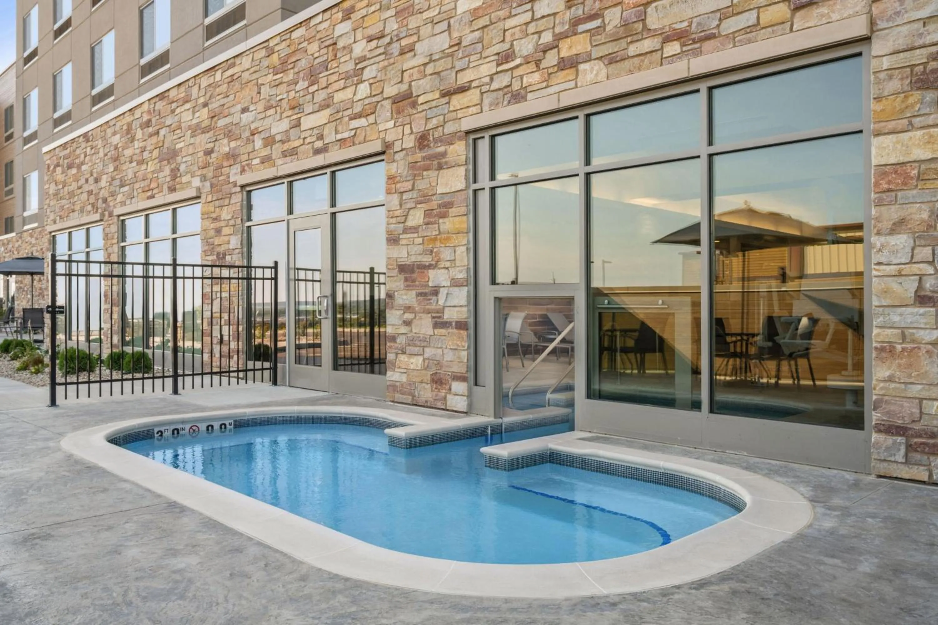 Fitness centre/facilities in Fairfield by Marriott Inn & Suites Baraboo