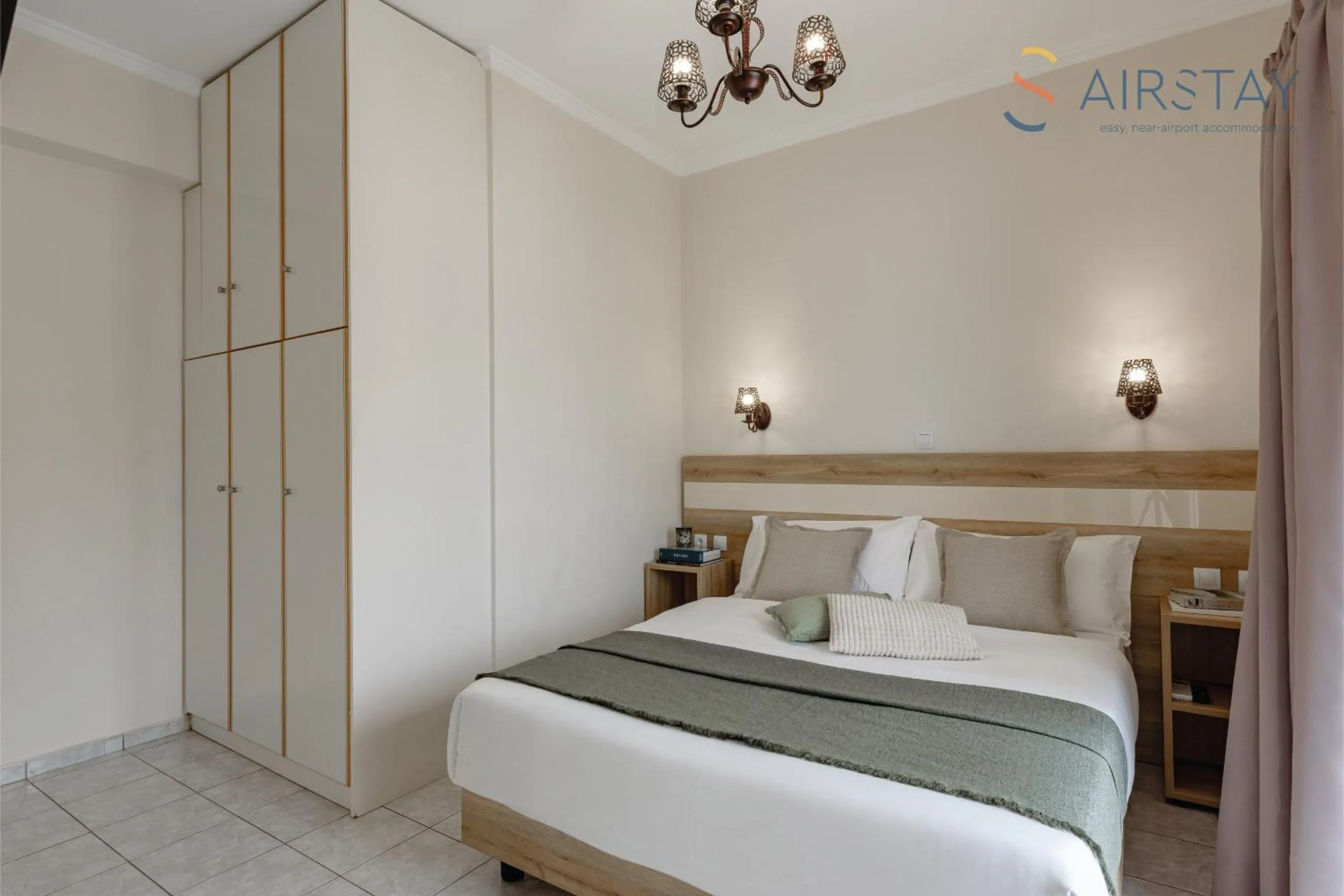 Bedroom, Bed in Zilean Apartments Airport by Airstay