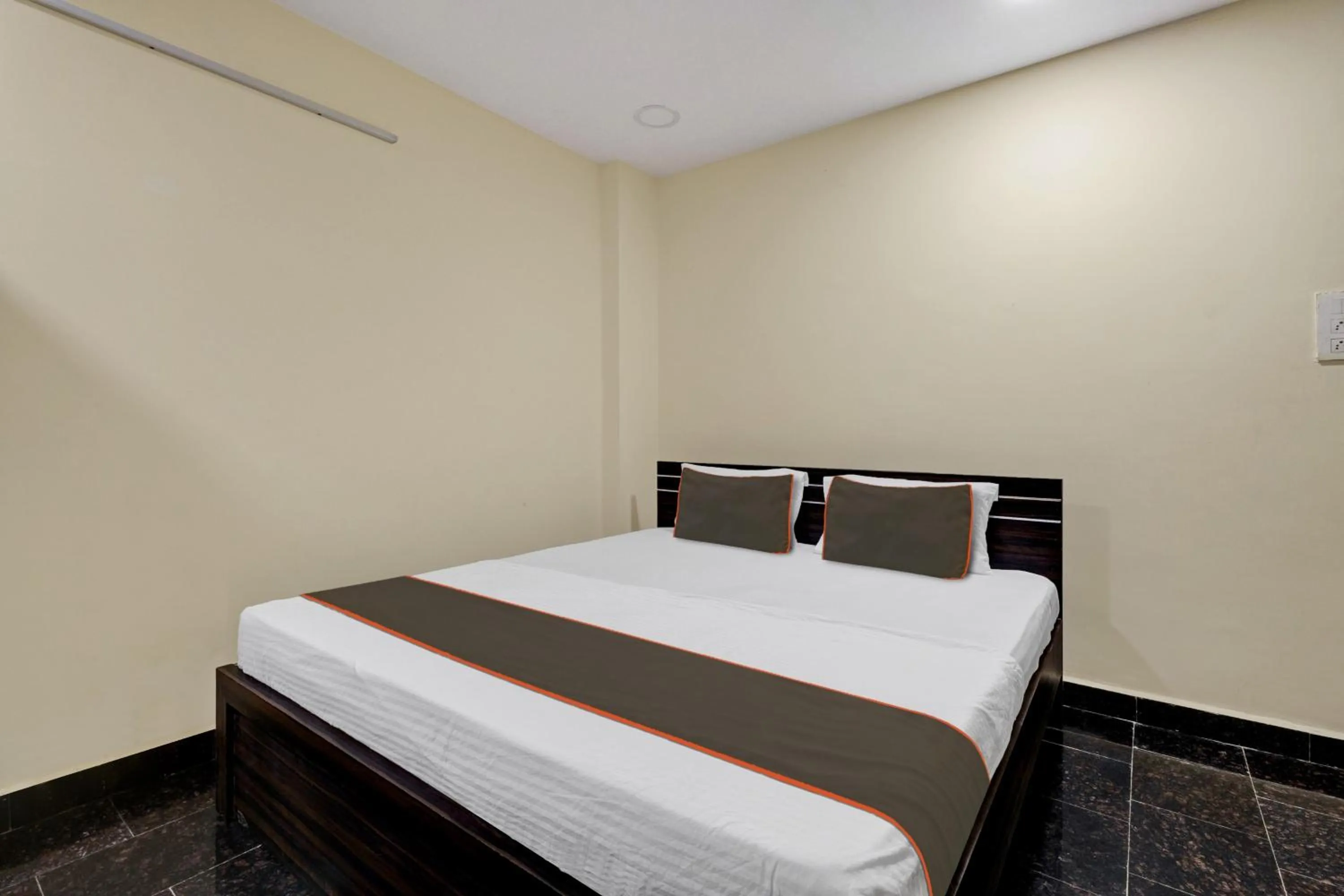 Bedroom in Hotel O AYWA STAYINN