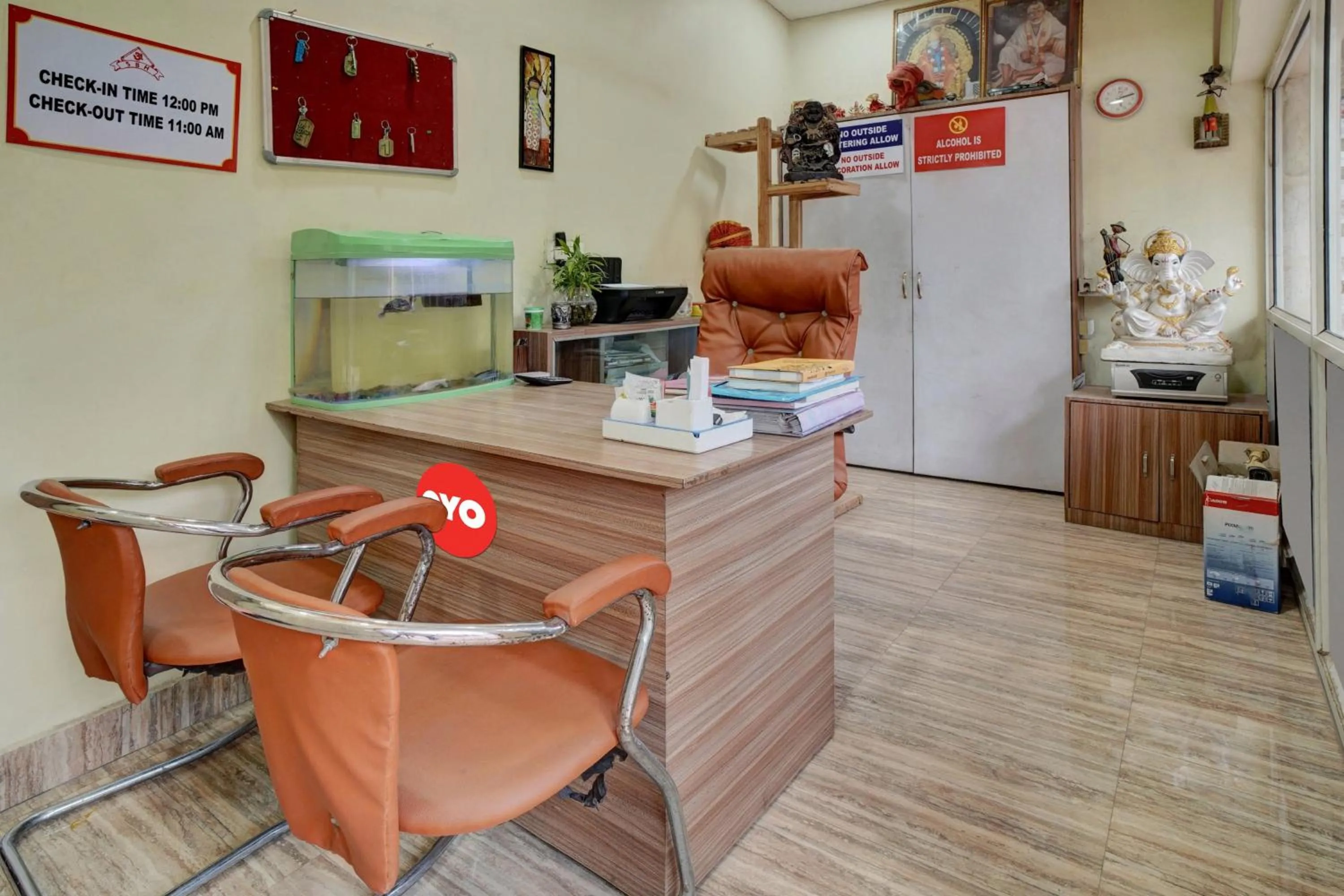 Lobby or reception in Super Hotel O Om Shriyam Banquet And Heritage