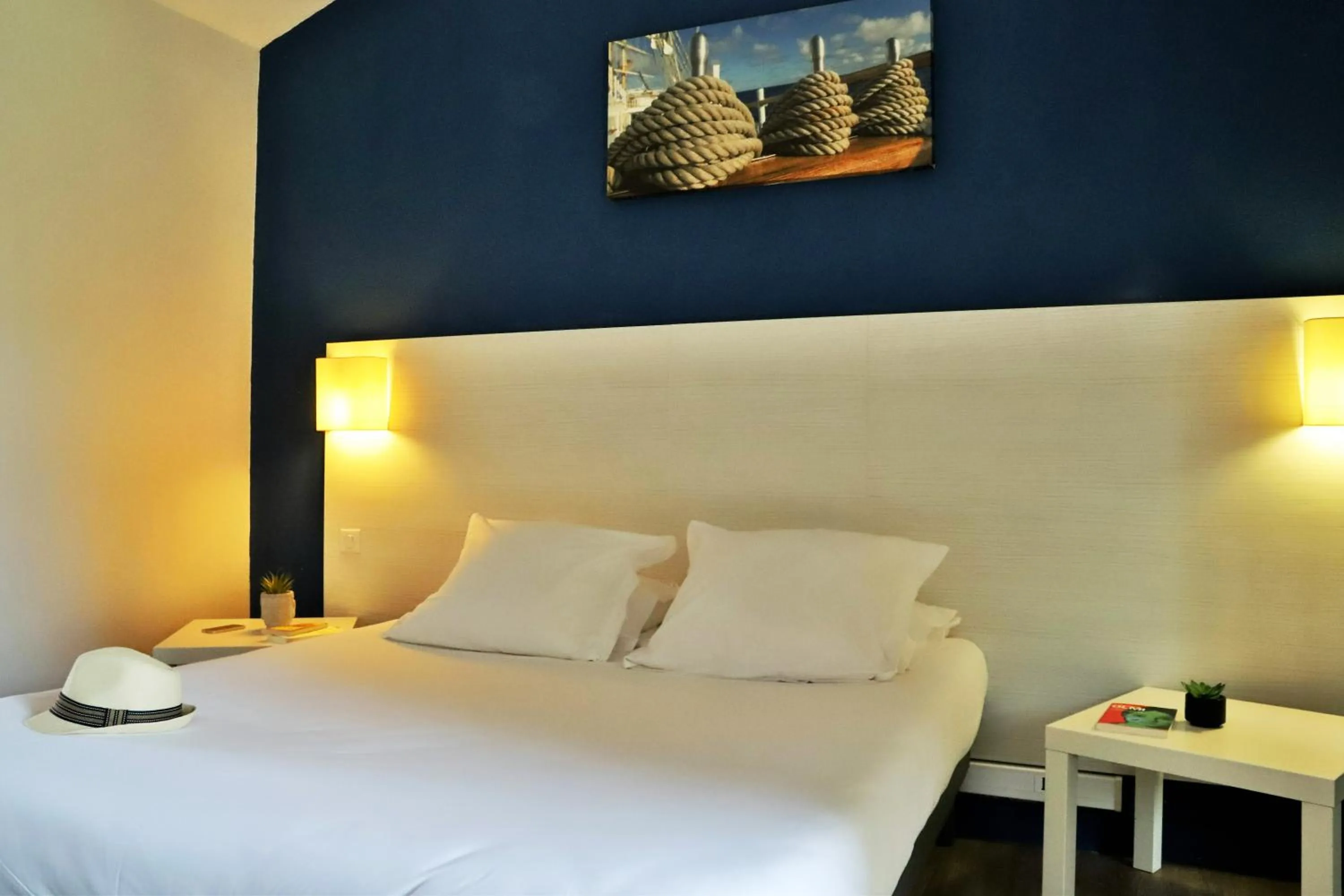 Photo of the whole room, Bed in SOWELL RESIDENCES Les Hameaux de Camargue