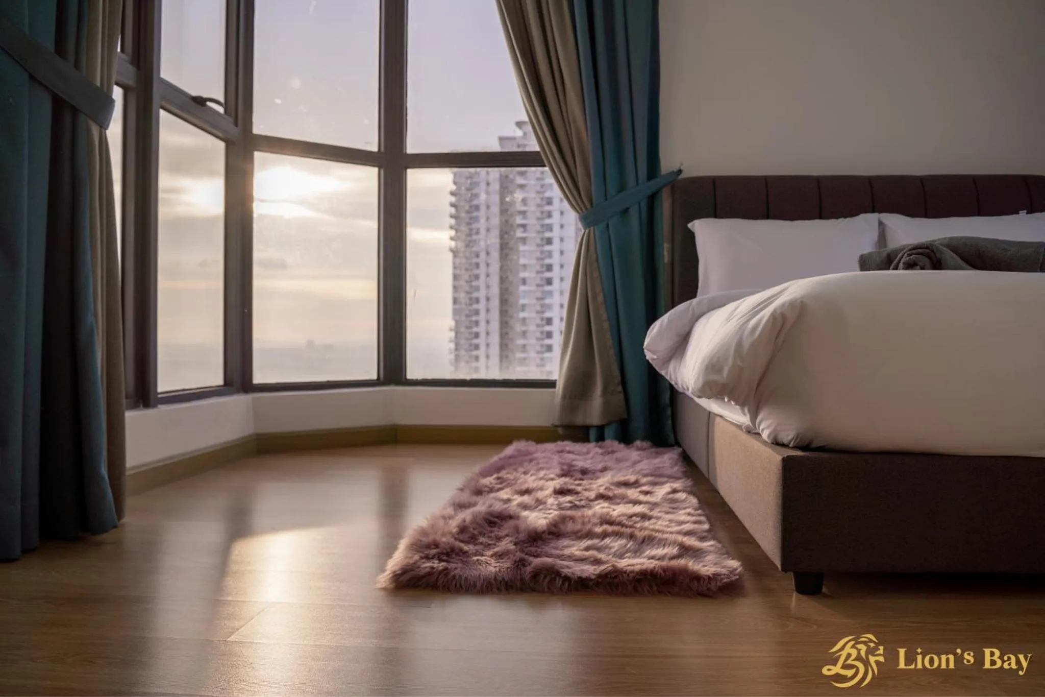 Bed in Sea View Country Garden Danga bay by Neo Suites