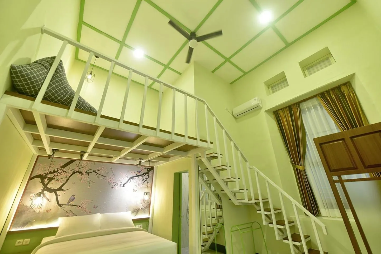 Photo of the whole room in Hotel Irian Surabaya