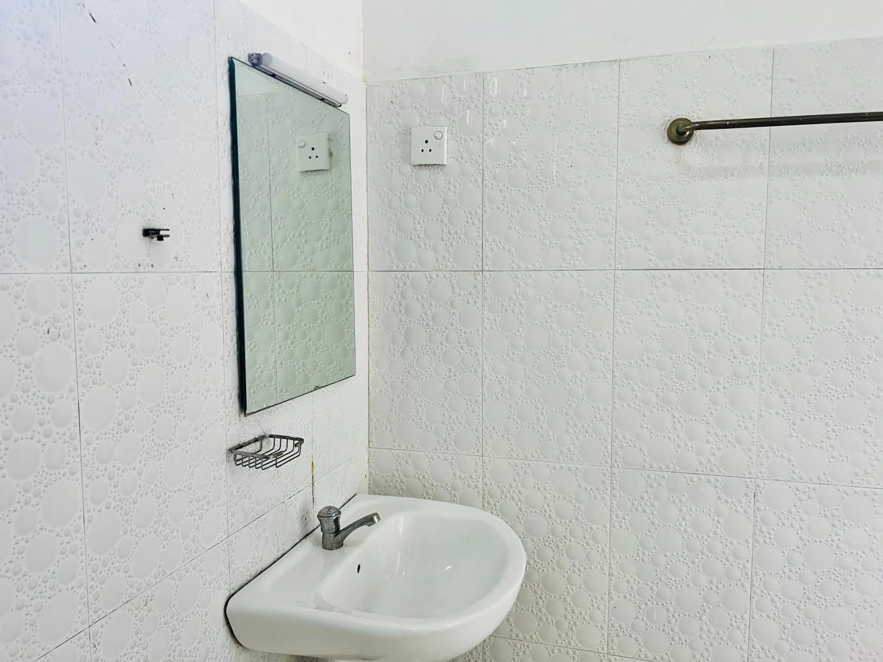 Toilet in Eco Resort Kandy