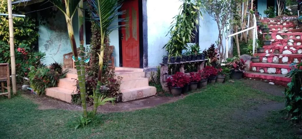 Garden view in Bungalow Paer Doe