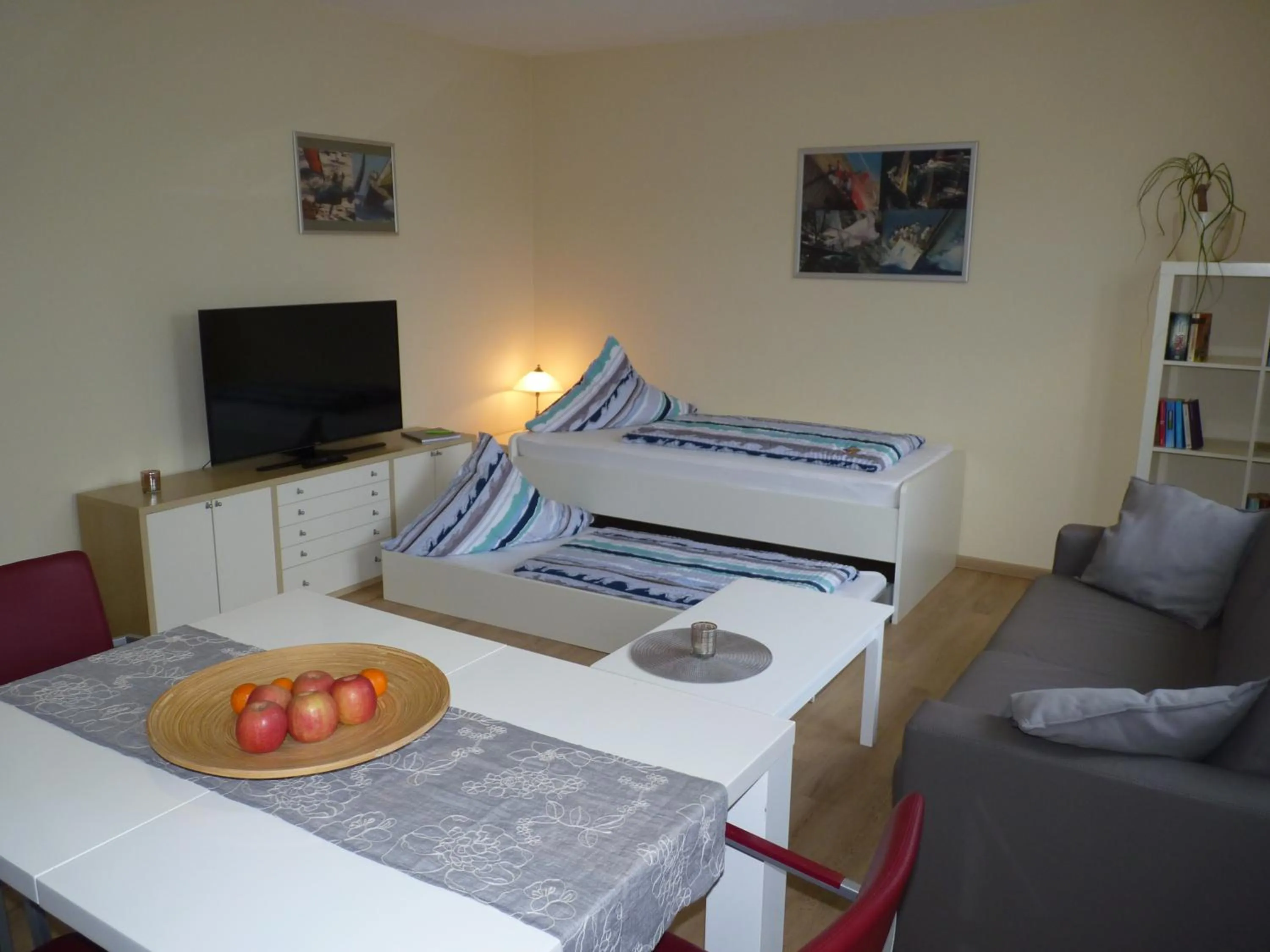 Bed in Cafe und Pension Blohm