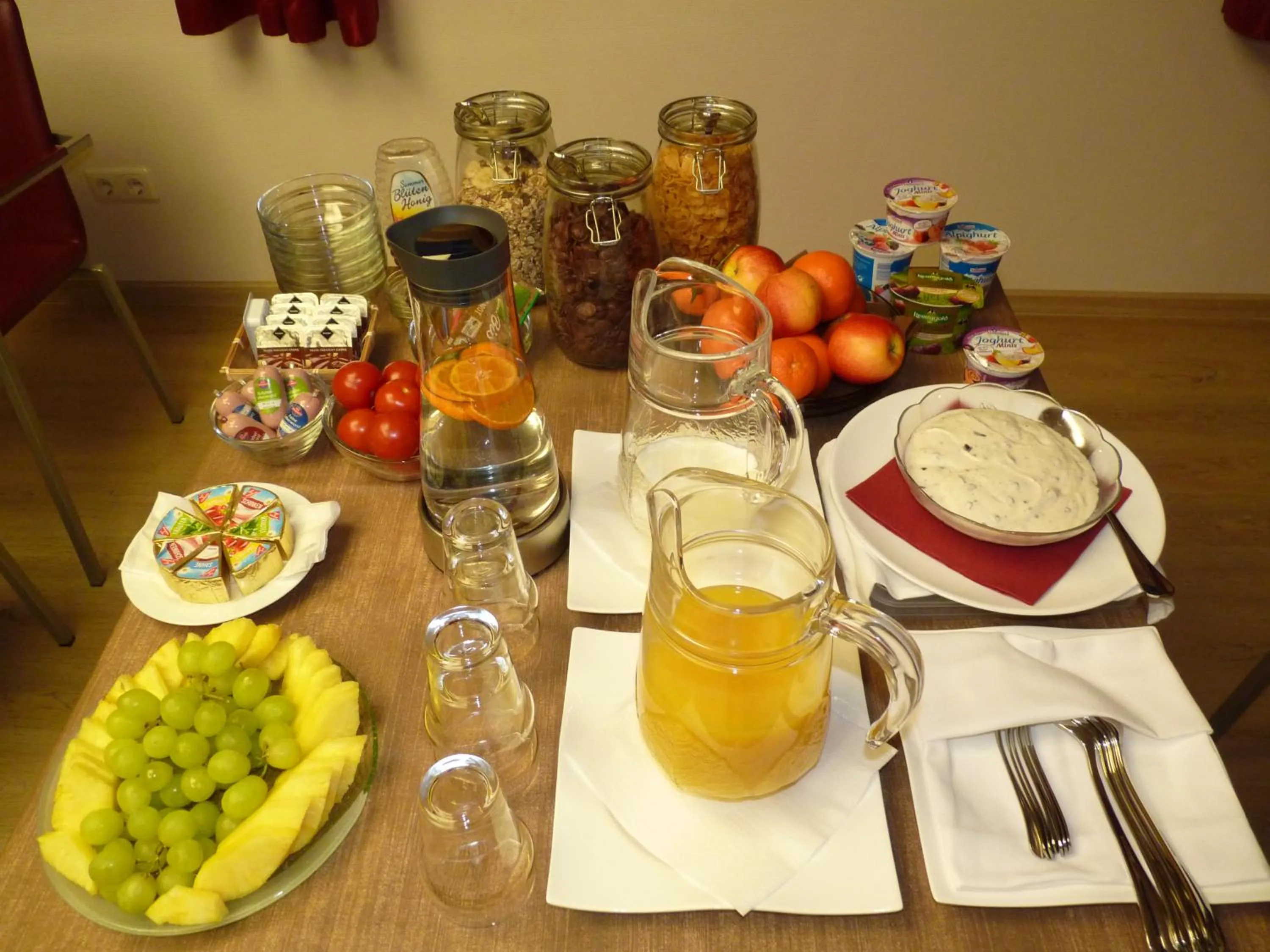 Breakfast in Cafe und Pension Blohm