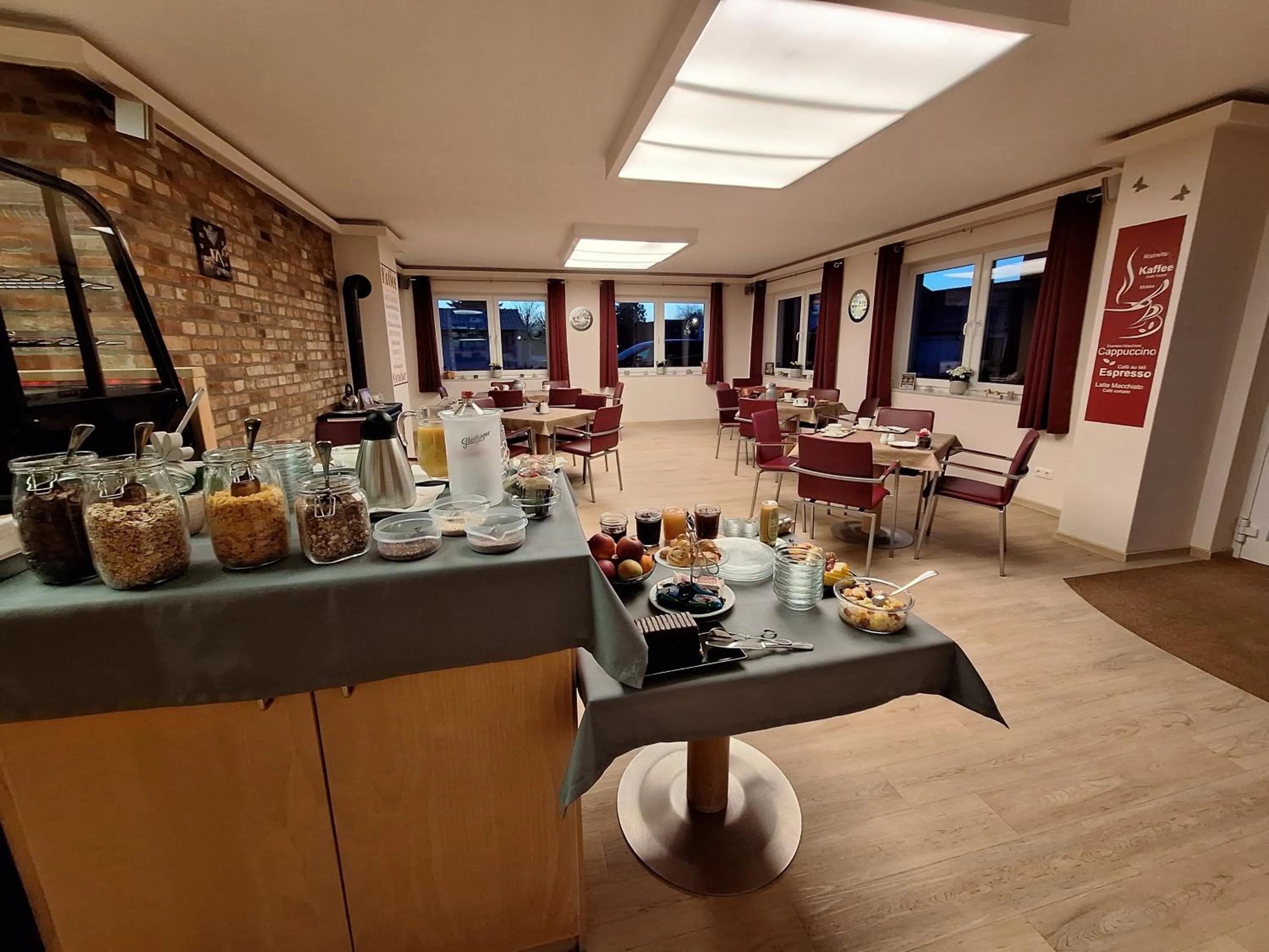 Breakfast in Cafe und Pension Blohm