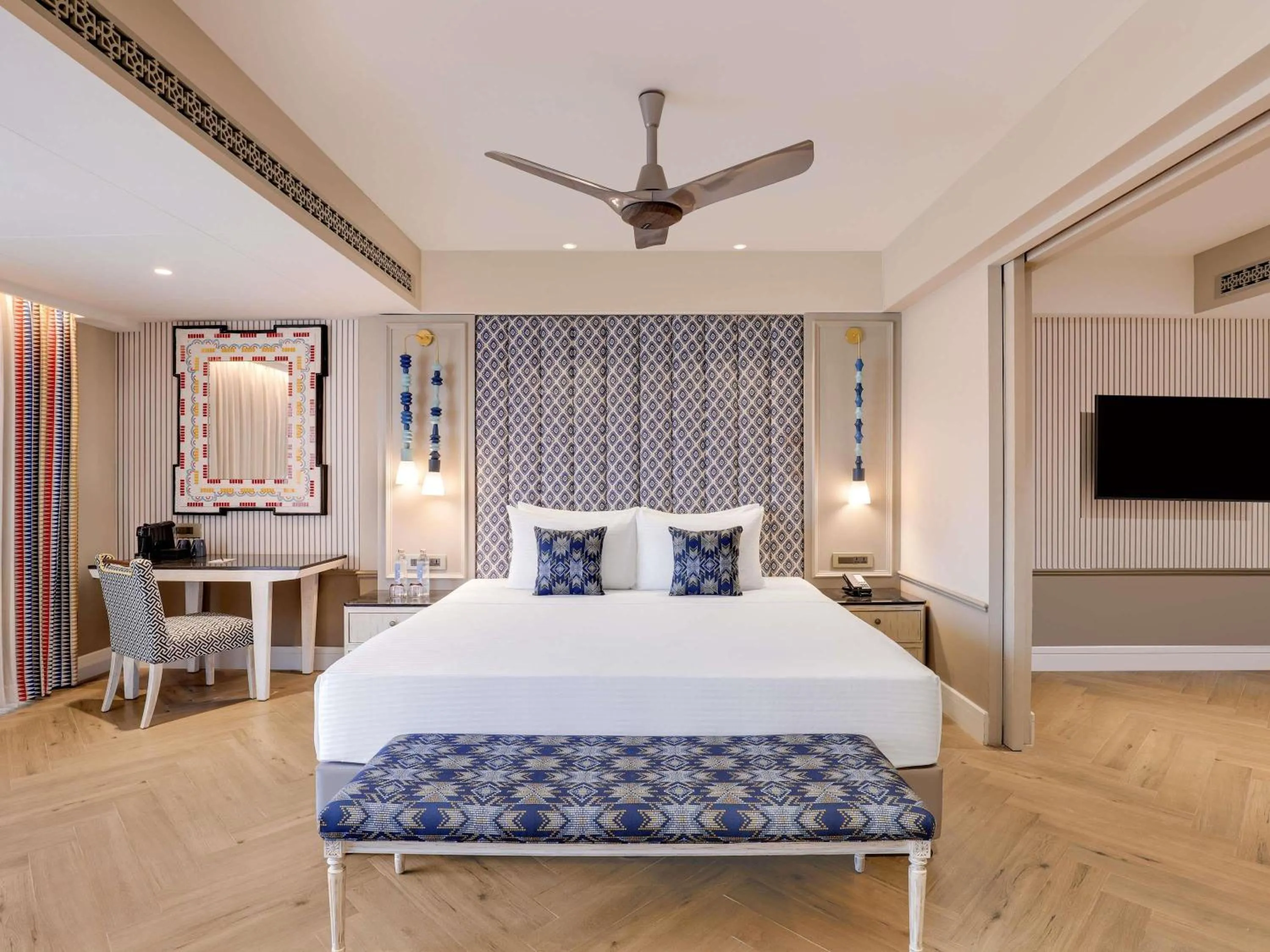 Bedroom, Bed in Grand Mercure Goa Candolim - An Accor Hotels Brand