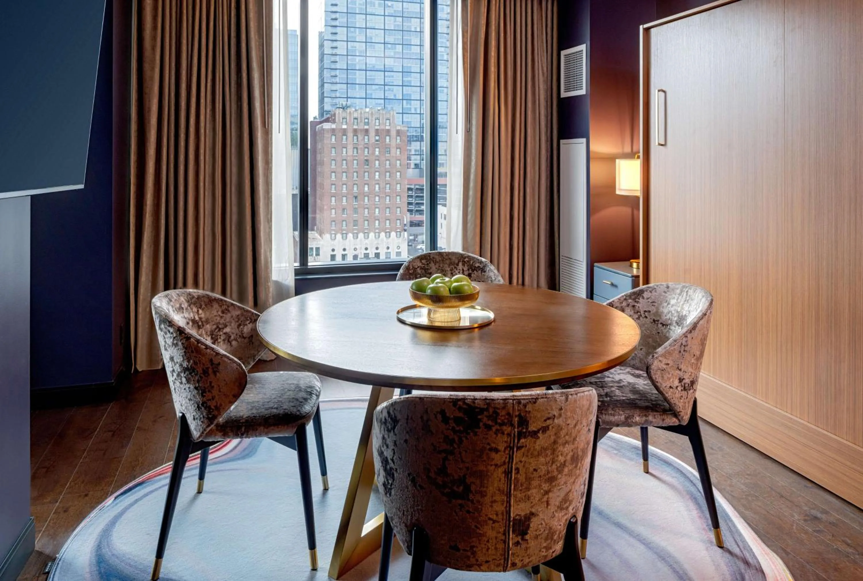 Living room in Tempo By Hilton Nashville Downtown