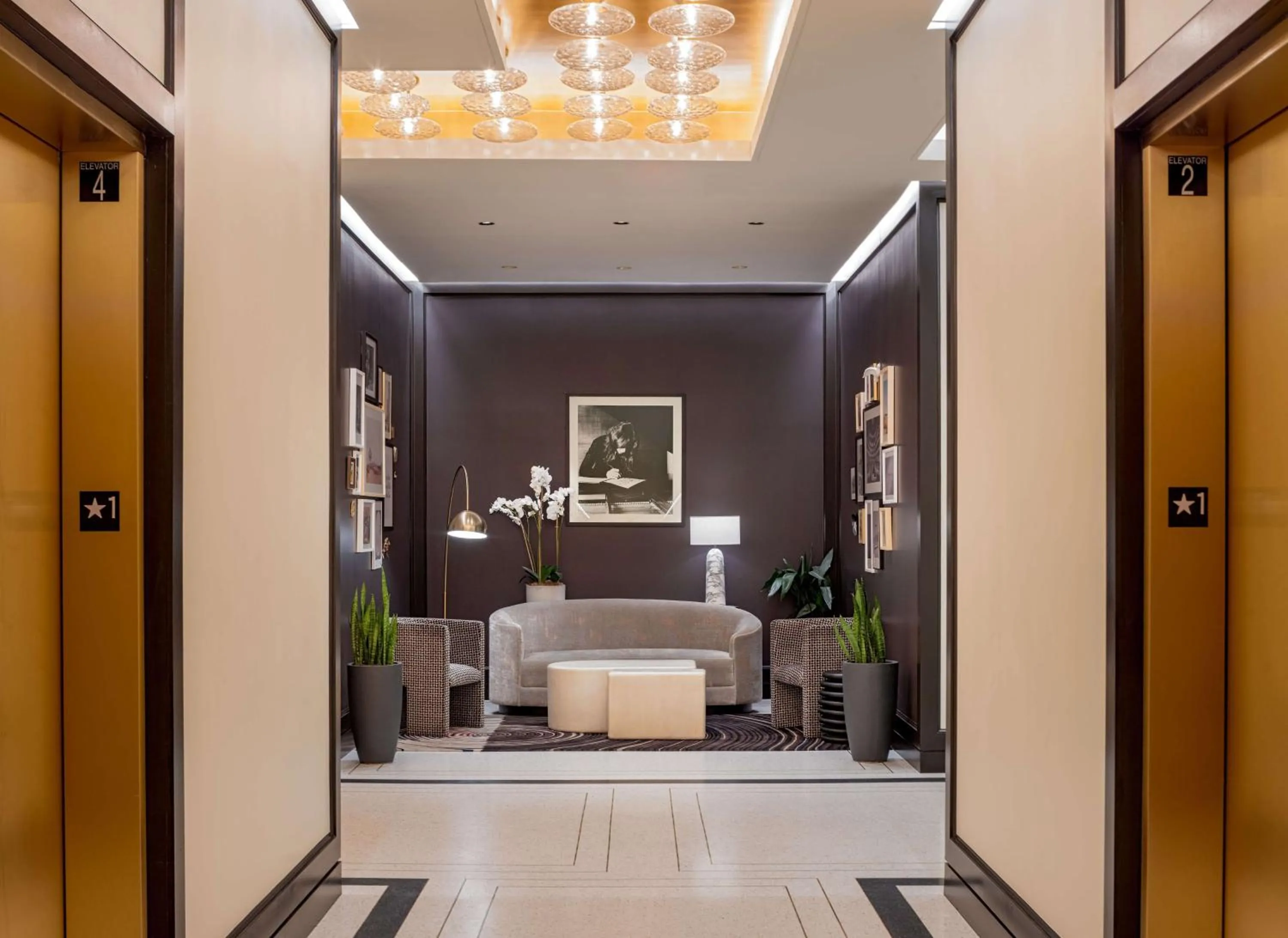 Lobby or reception in Tempo By Hilton Nashville Downtown