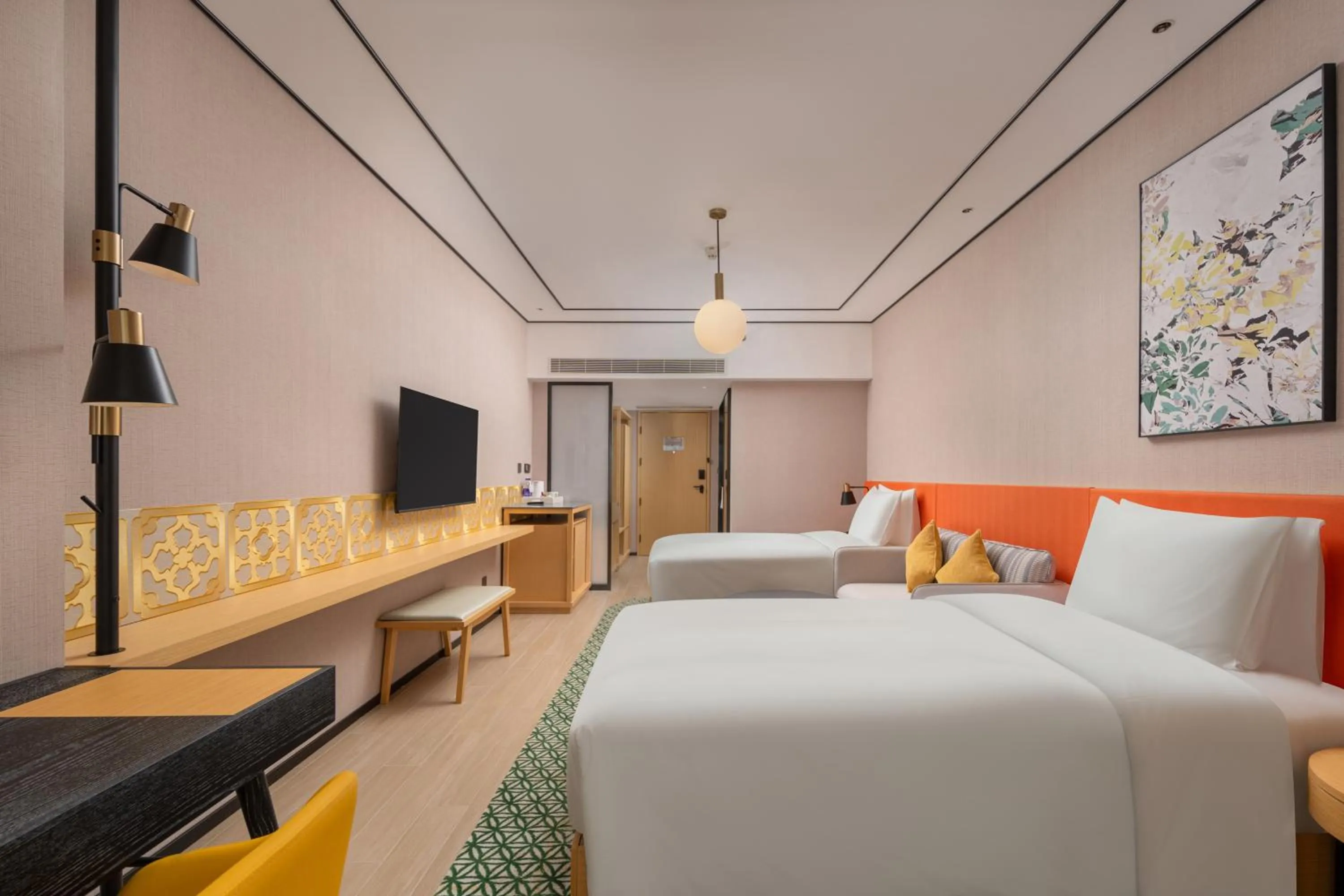 Bedroom in Hilton Garden Inn Guangzhou Airport Aerotropolis - Free shuttle to Airport