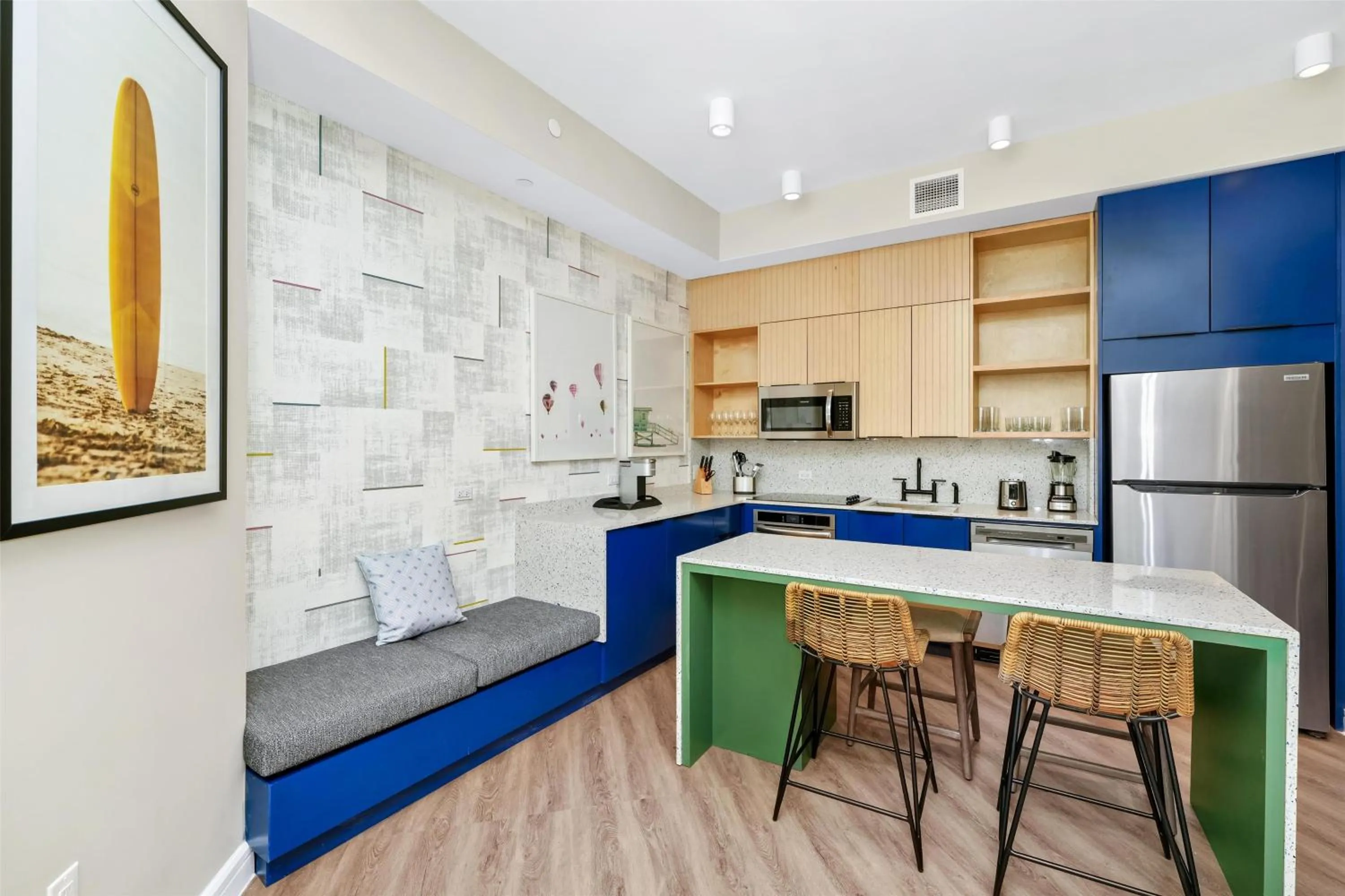 Kitchen or kitchenette in Embassy Suites By Hilton Orlando Sunset Walk