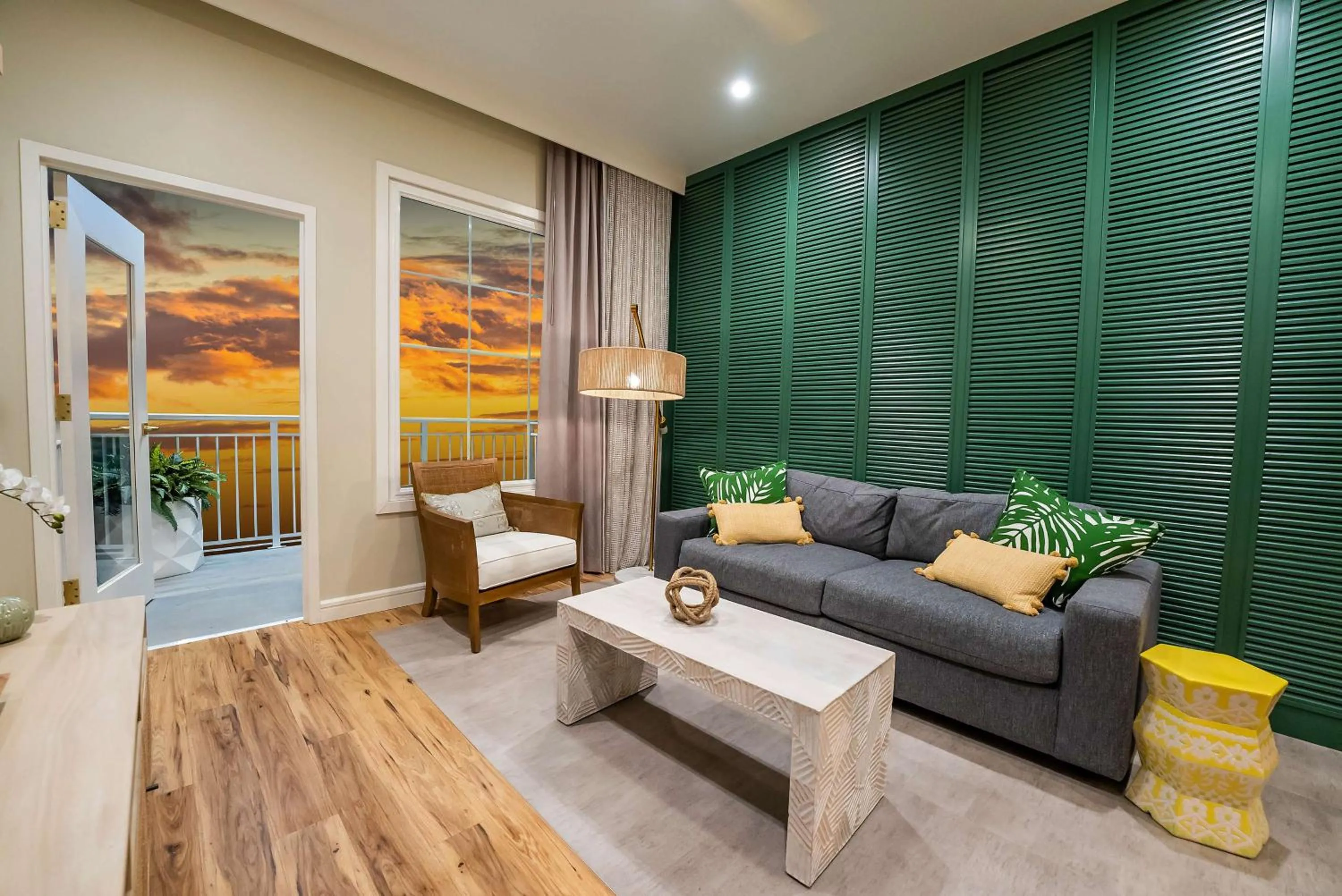 Embassy Suites By Hilton Orlando Sunset Walk