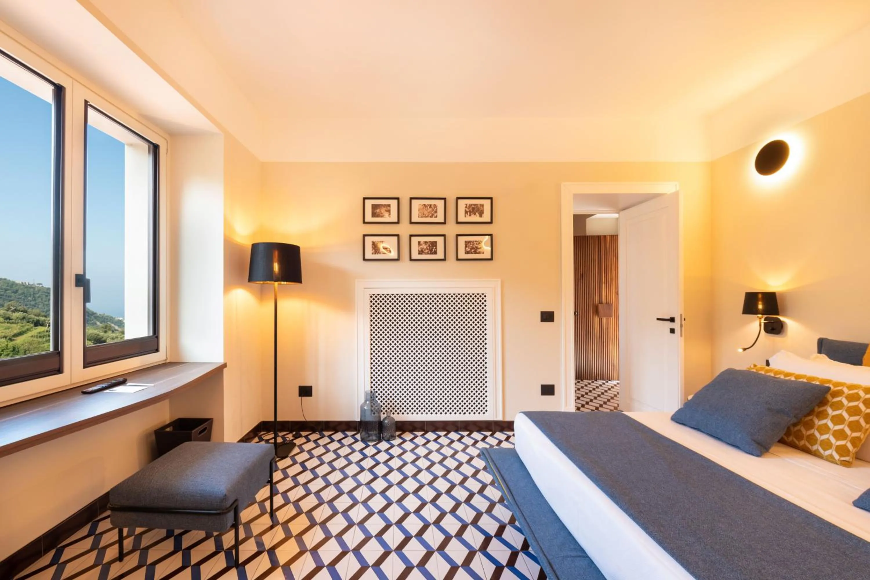 Photo of the whole room, Bed in Gargiulo Resort