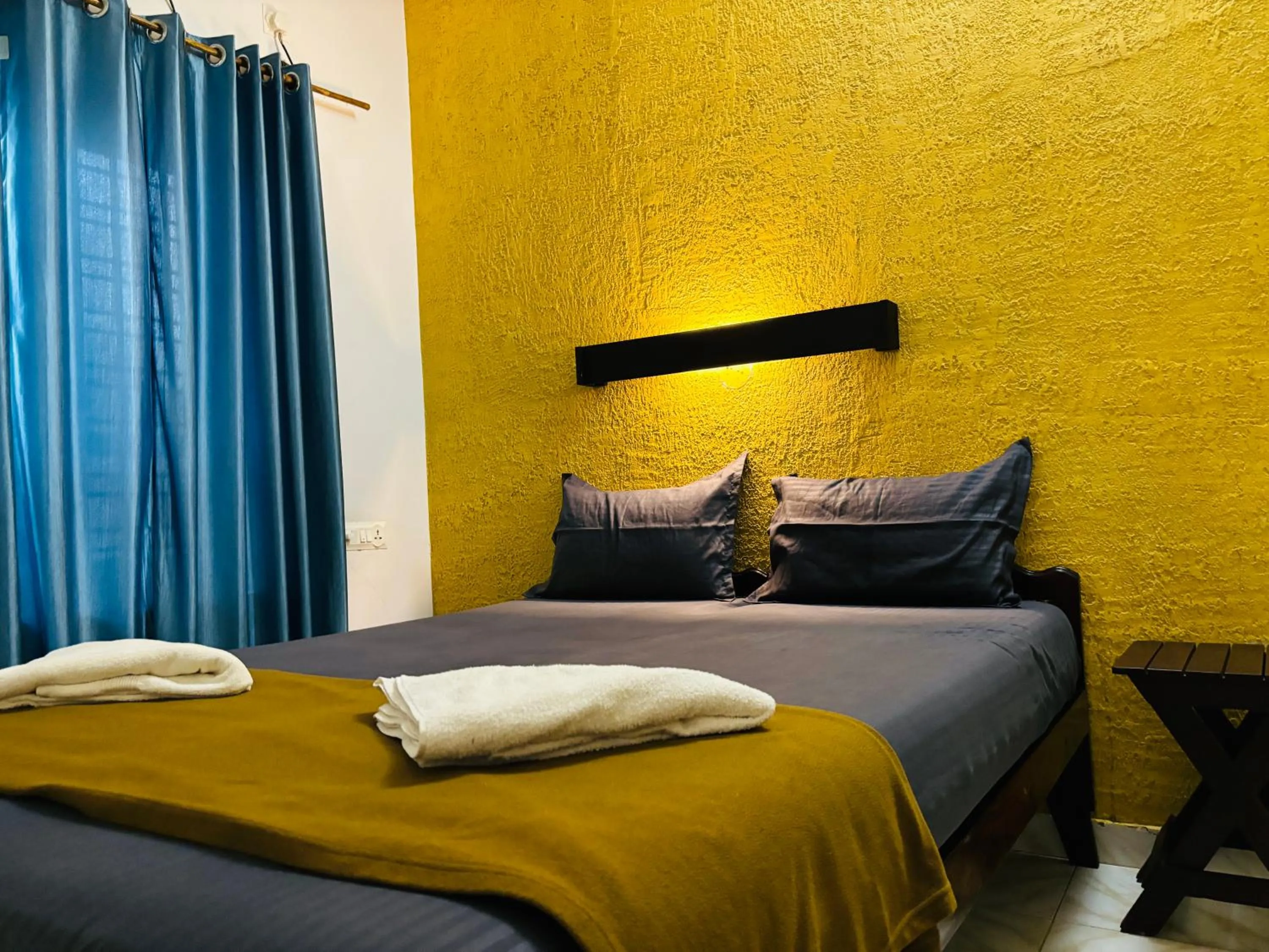 Bedroom, Bed in Sky Frame Beach Resort