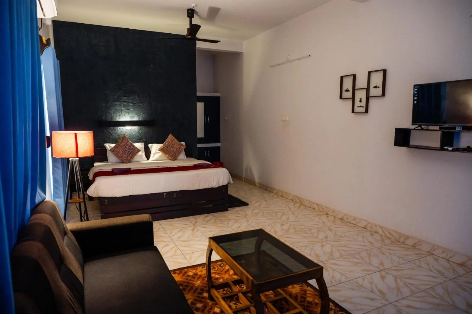 Bed in Sky Frame Beach Resort