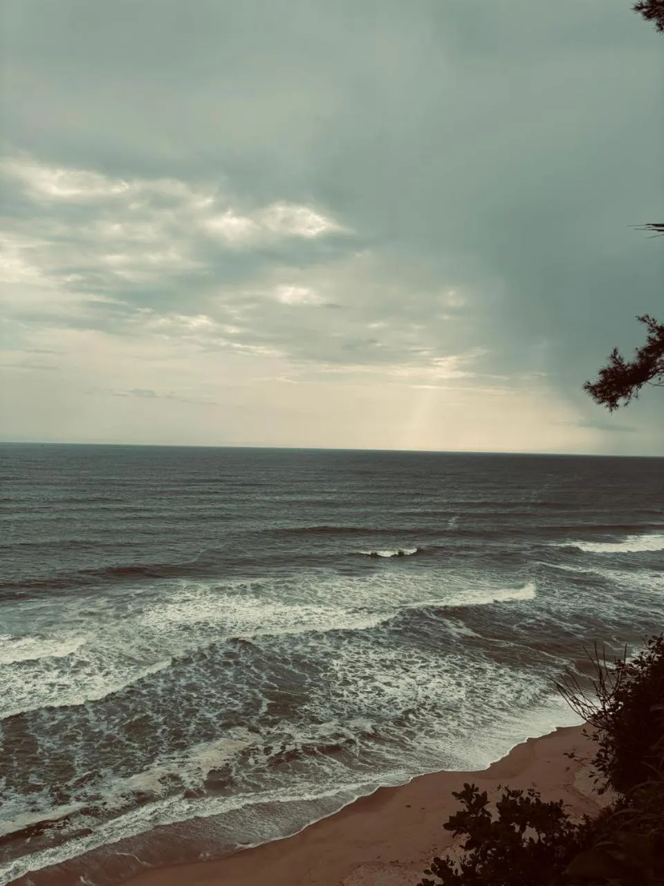 Beach in Sky Frame Beach Resort